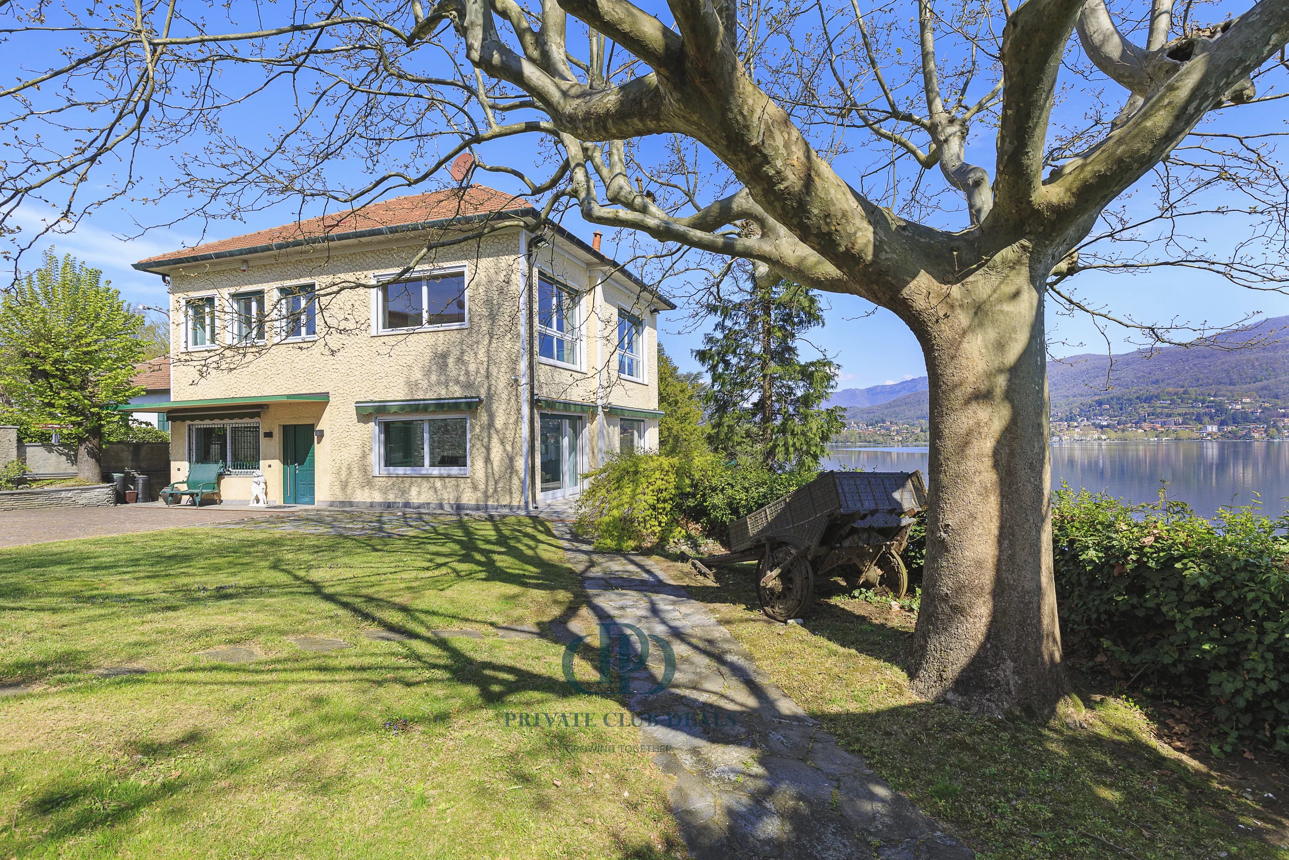 Villa Biandronno - picture 17