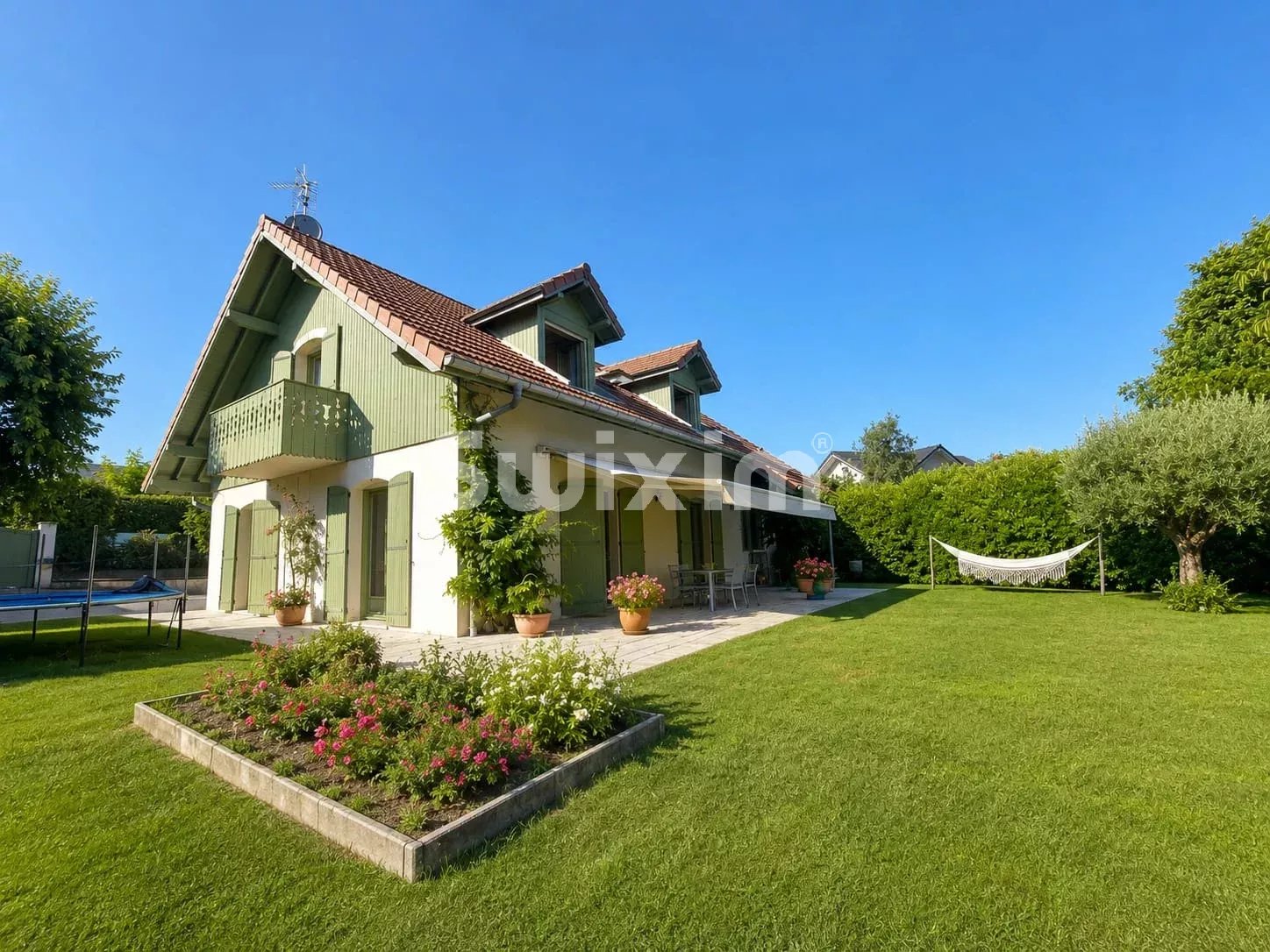 Cessy : splendide maison familiale 6 chambres et parcelle piscinable