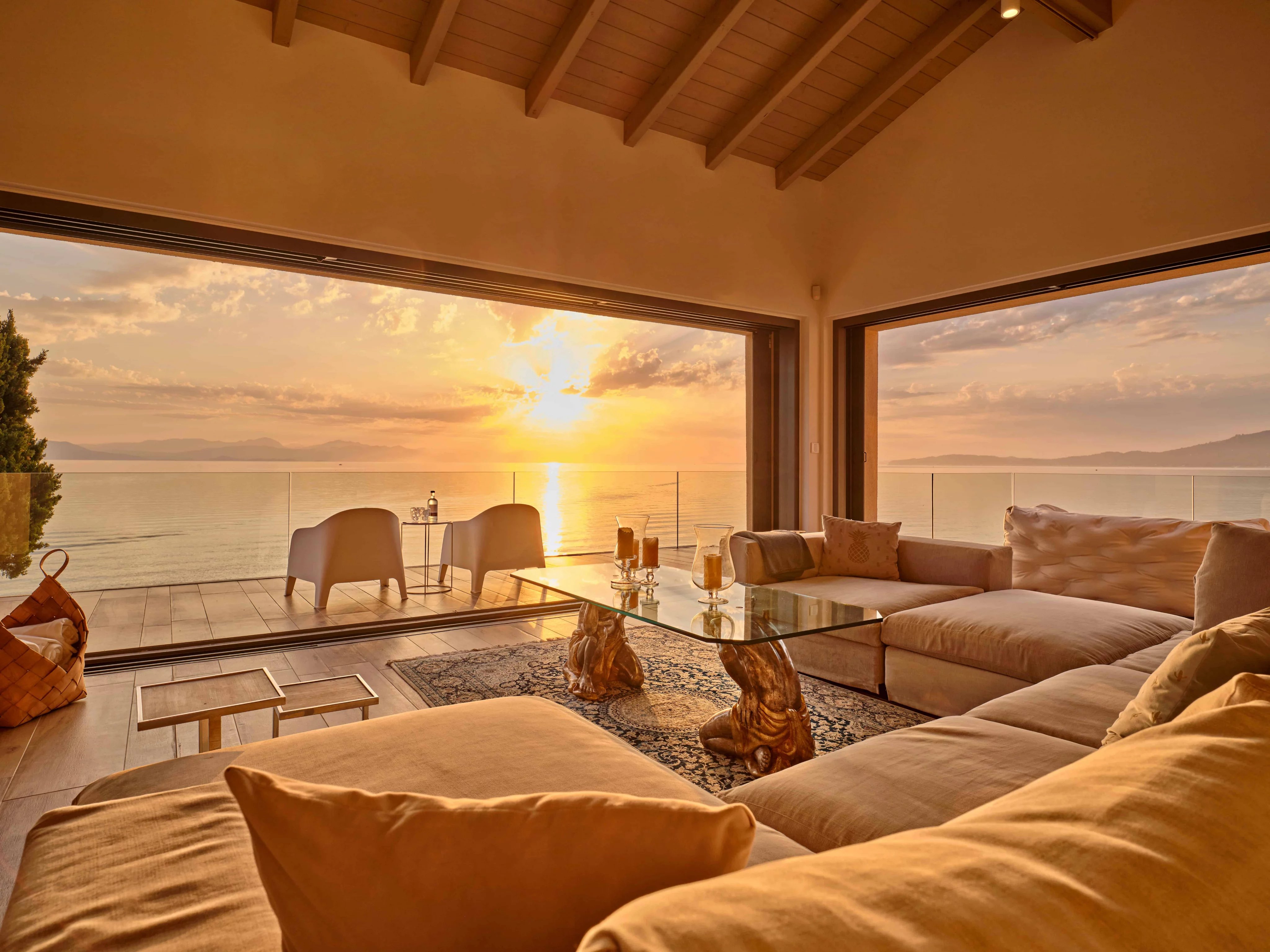 Propriété de luxe en bord de mer sur l'idyllique île de Corfou