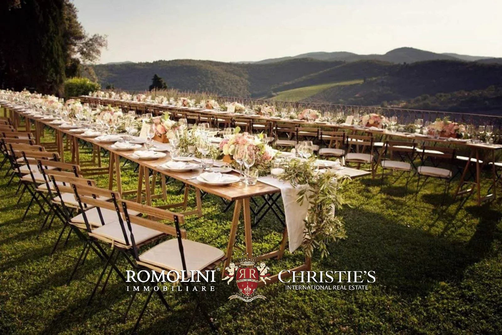 LUXURY HISTORICAL VILLA FOR SALE IN RADDA IN CHIANTI, TUSCANY