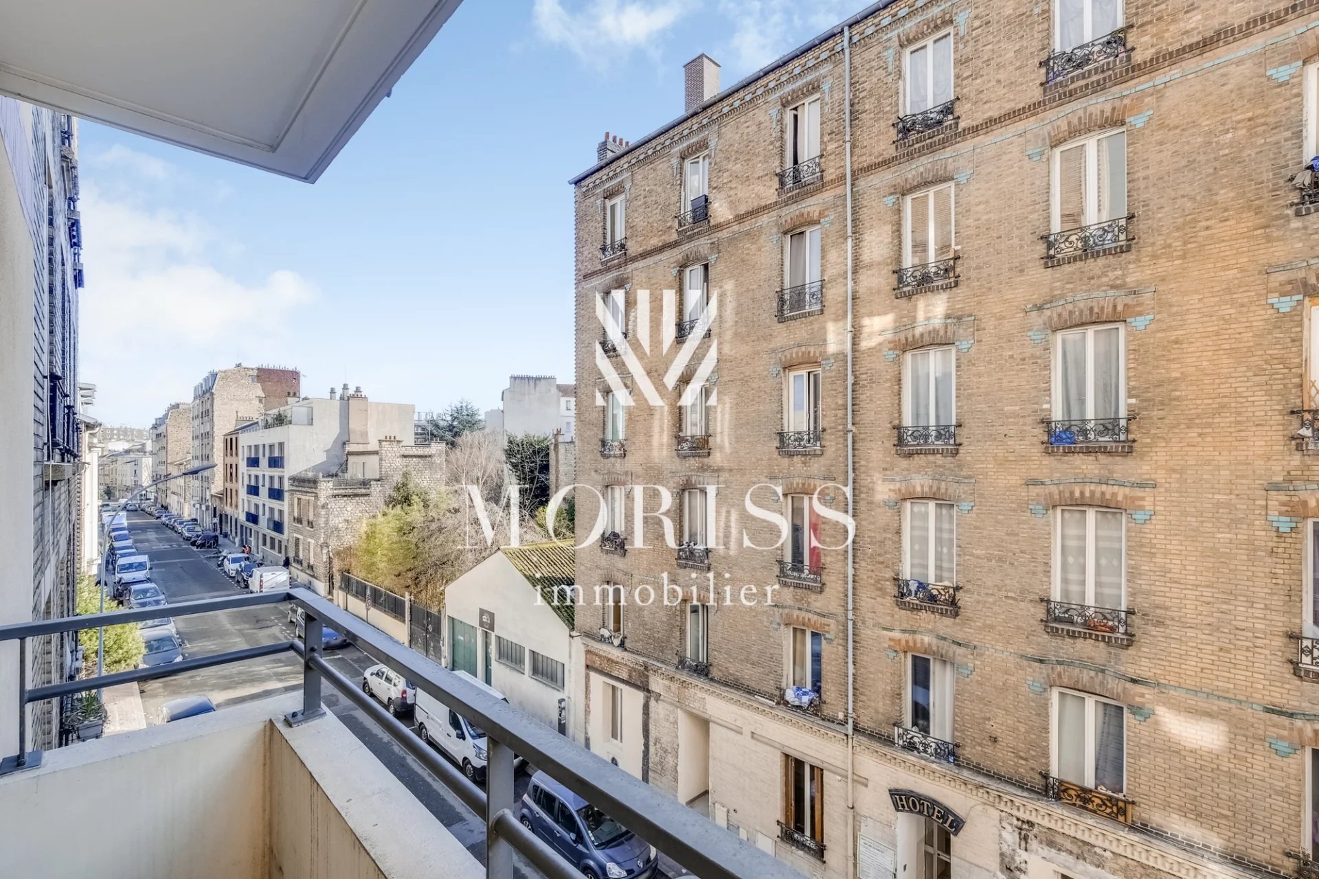 TROIS PIÈCES /  65M2 / BALCON /  LIGNE 13 & 14 - 93400 SAINT-OUE - Image Array