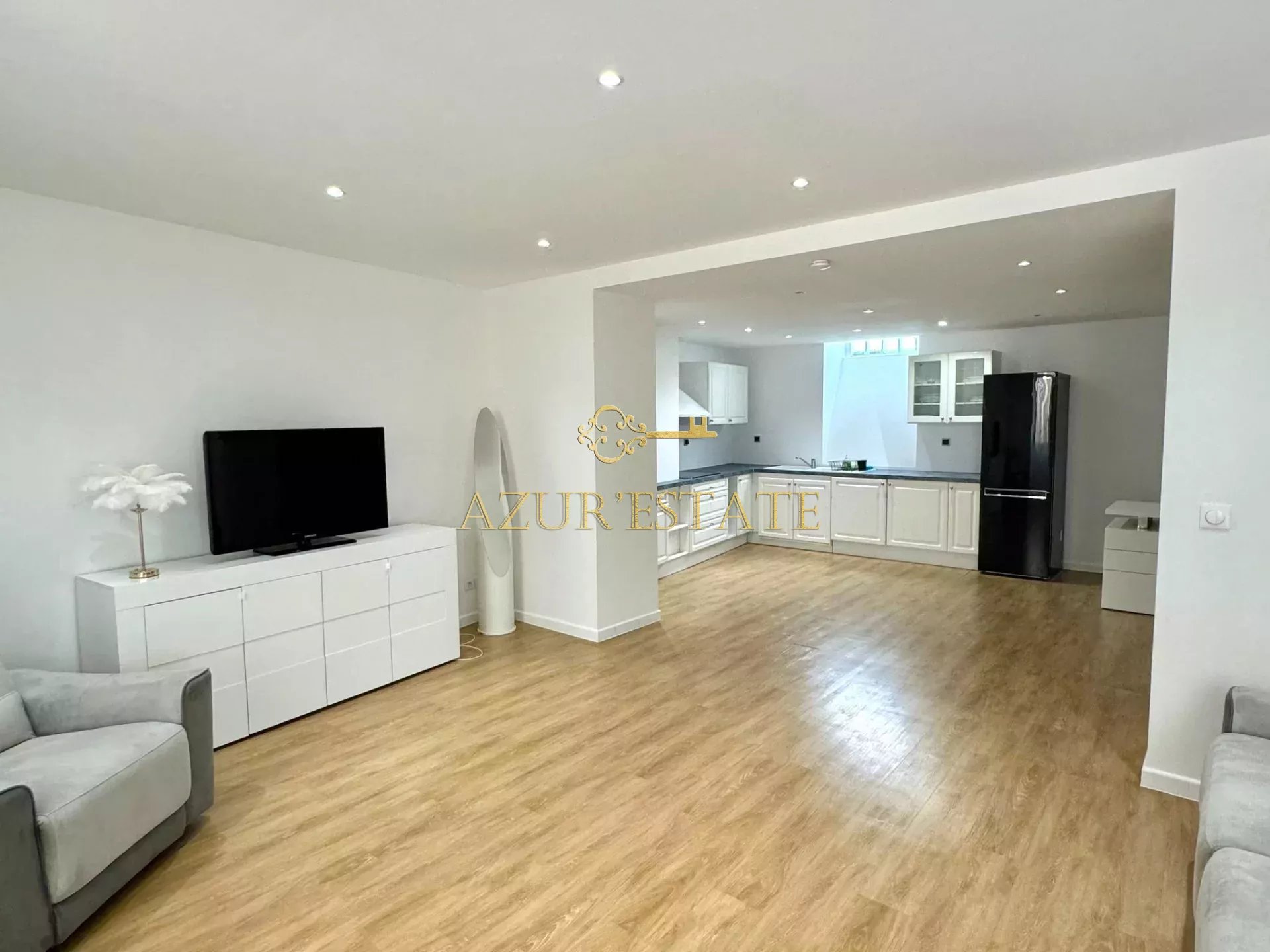 Agence immobilière de Sas Azur'Estate