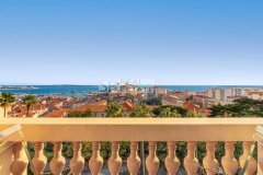 City center / panoramic sea view — photo 1 of 7