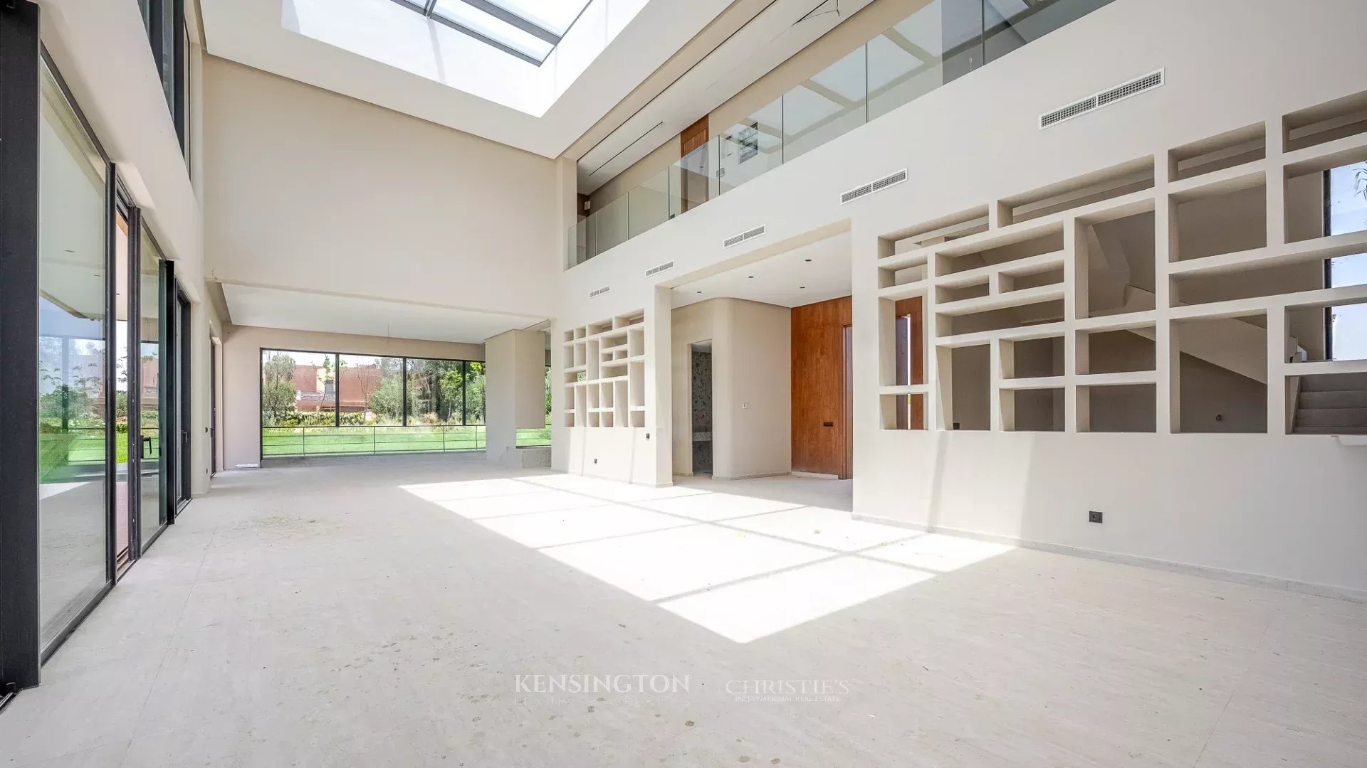 6 Bedroom Villa/Townhouse's Image 5