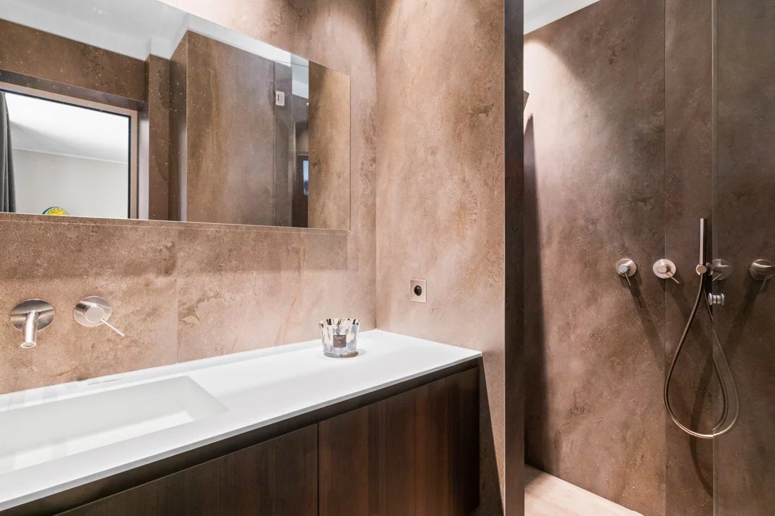  Image of Apartment - 2 Bedrooms for Sale in Alpes-Maritimes-Cannes-France, Image 9