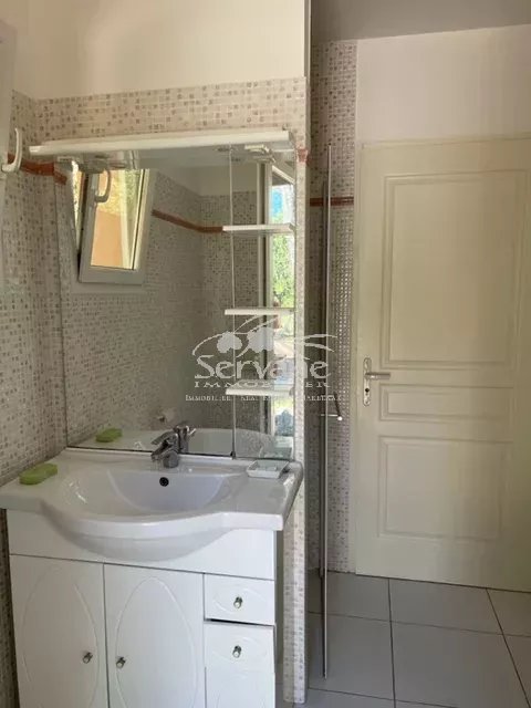 CHARMING HOUSE MONTFORT SUR ARGENS T3