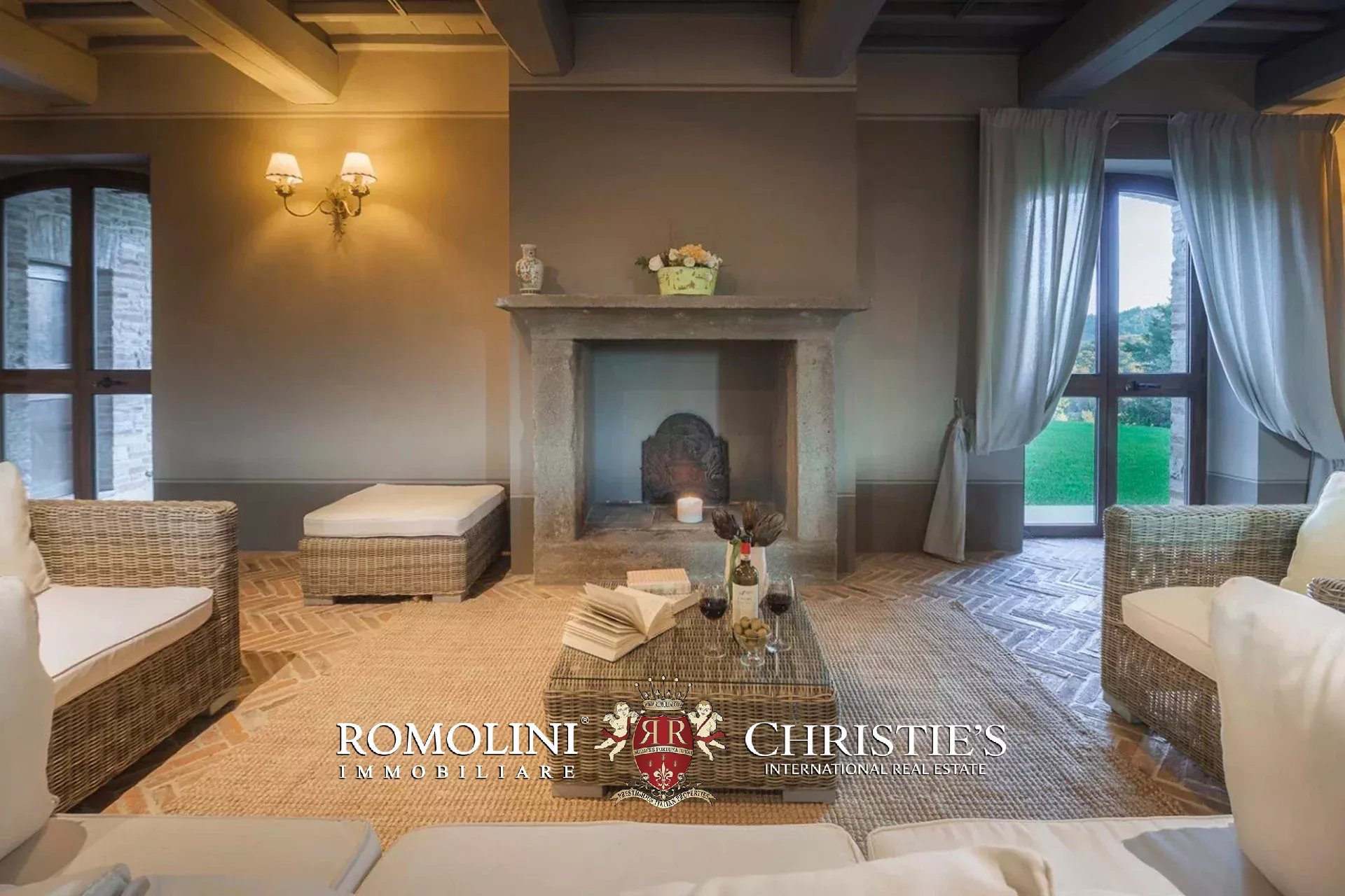 9 Bedroom Villa/Townhouse's Image 13