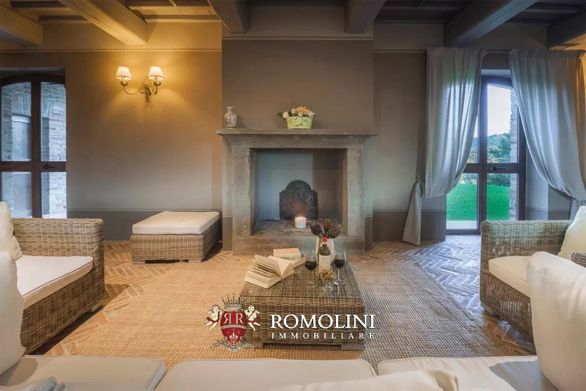 9 Bedroom Villa/Townhouse's Image 13