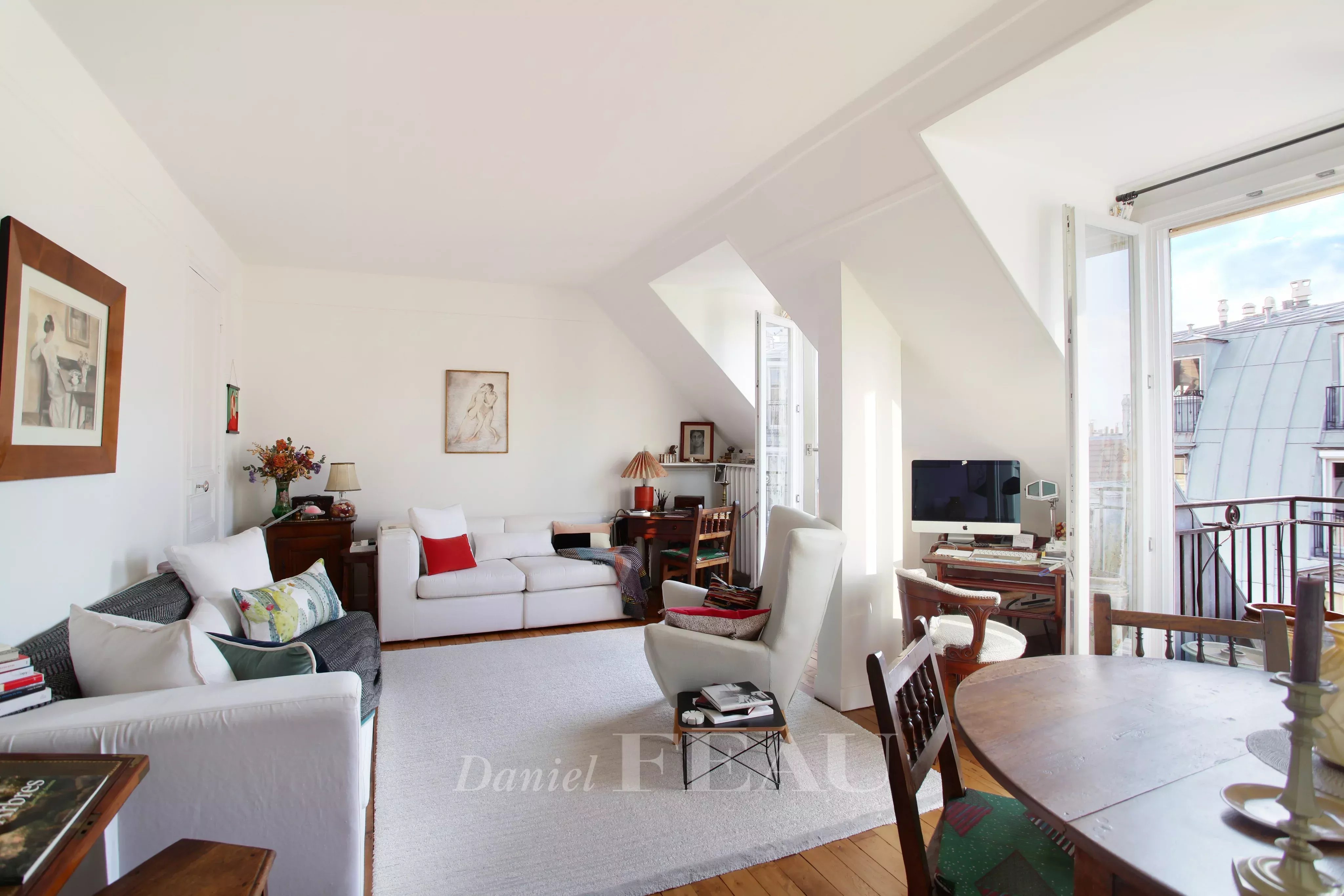 Sale Apartment Paris 1st