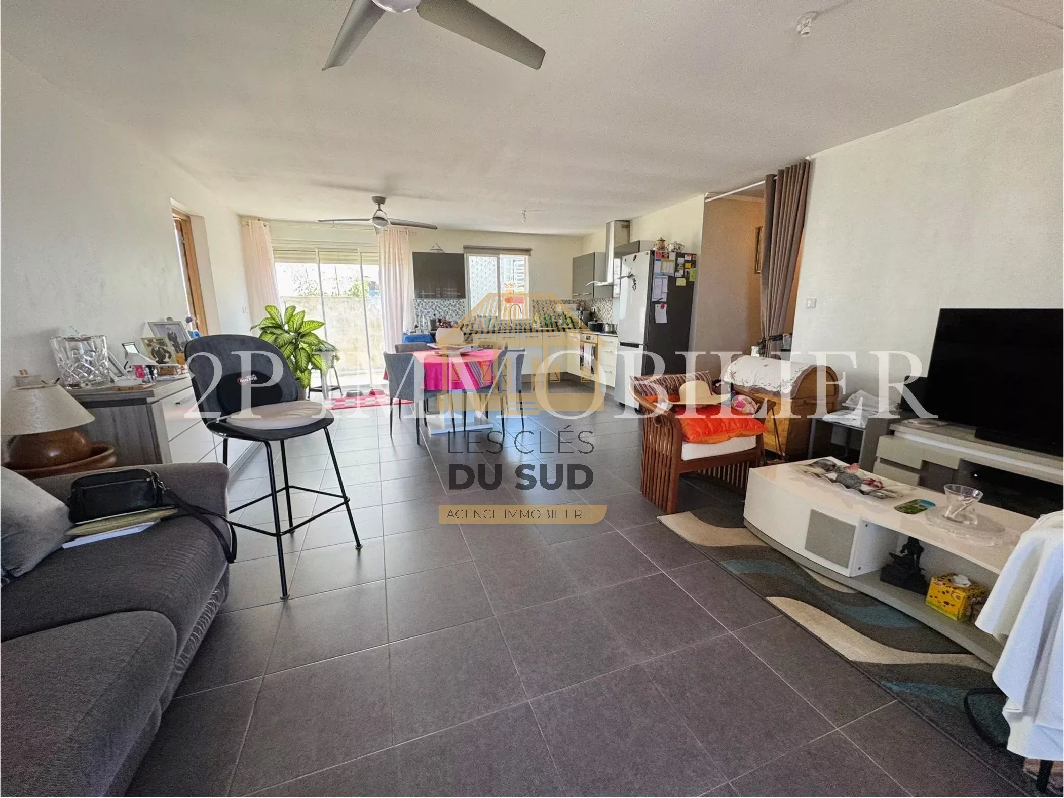 PETITE-ÎLE – MAISON F4 PLAIN-PIED AVEC VUE MER PANORAMIQUE – TERRAIN 600 M2 PISCINABLE