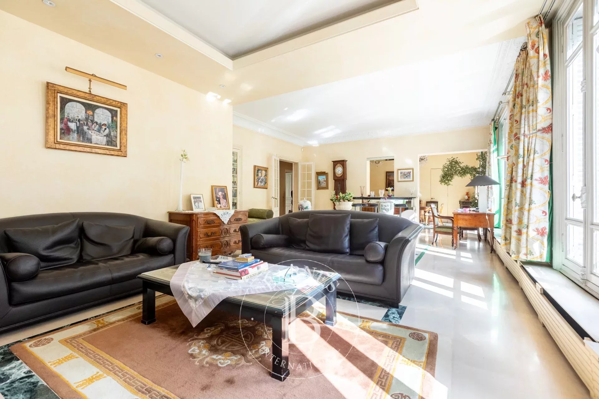 Daire Paris 8ème - picture 5