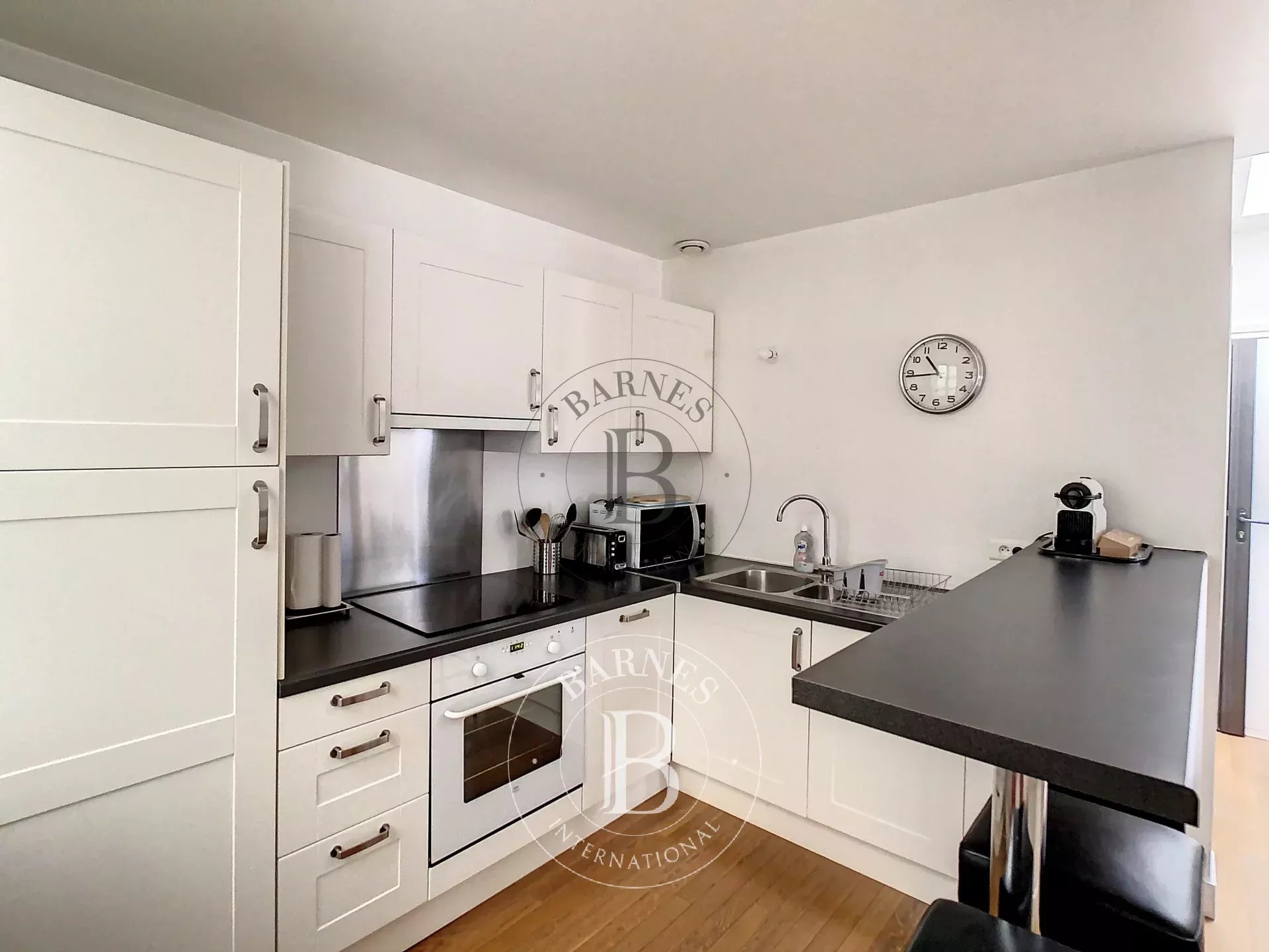 Daire Paris 8ème - picture 10