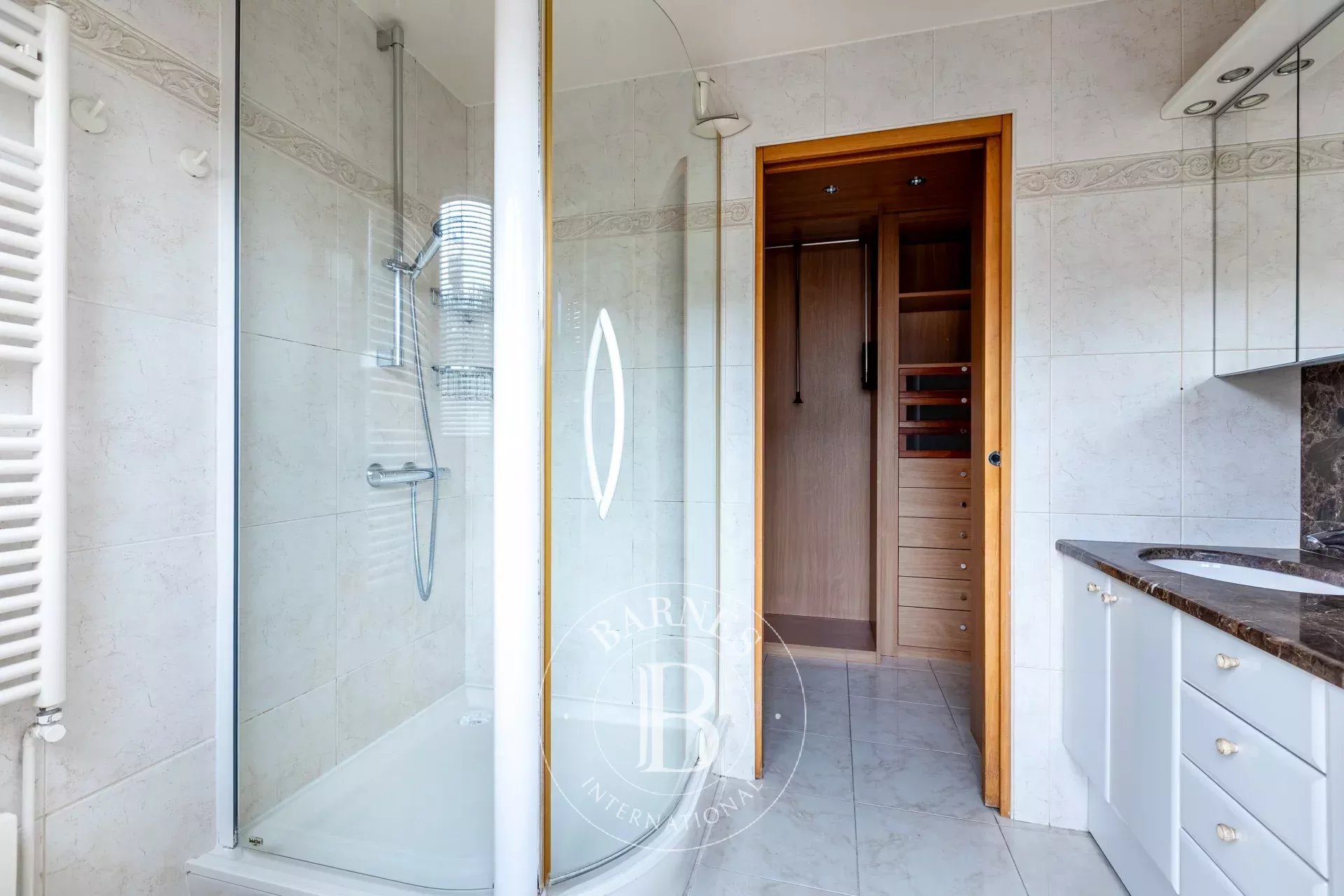 Daire Paris 8ème - picture 17