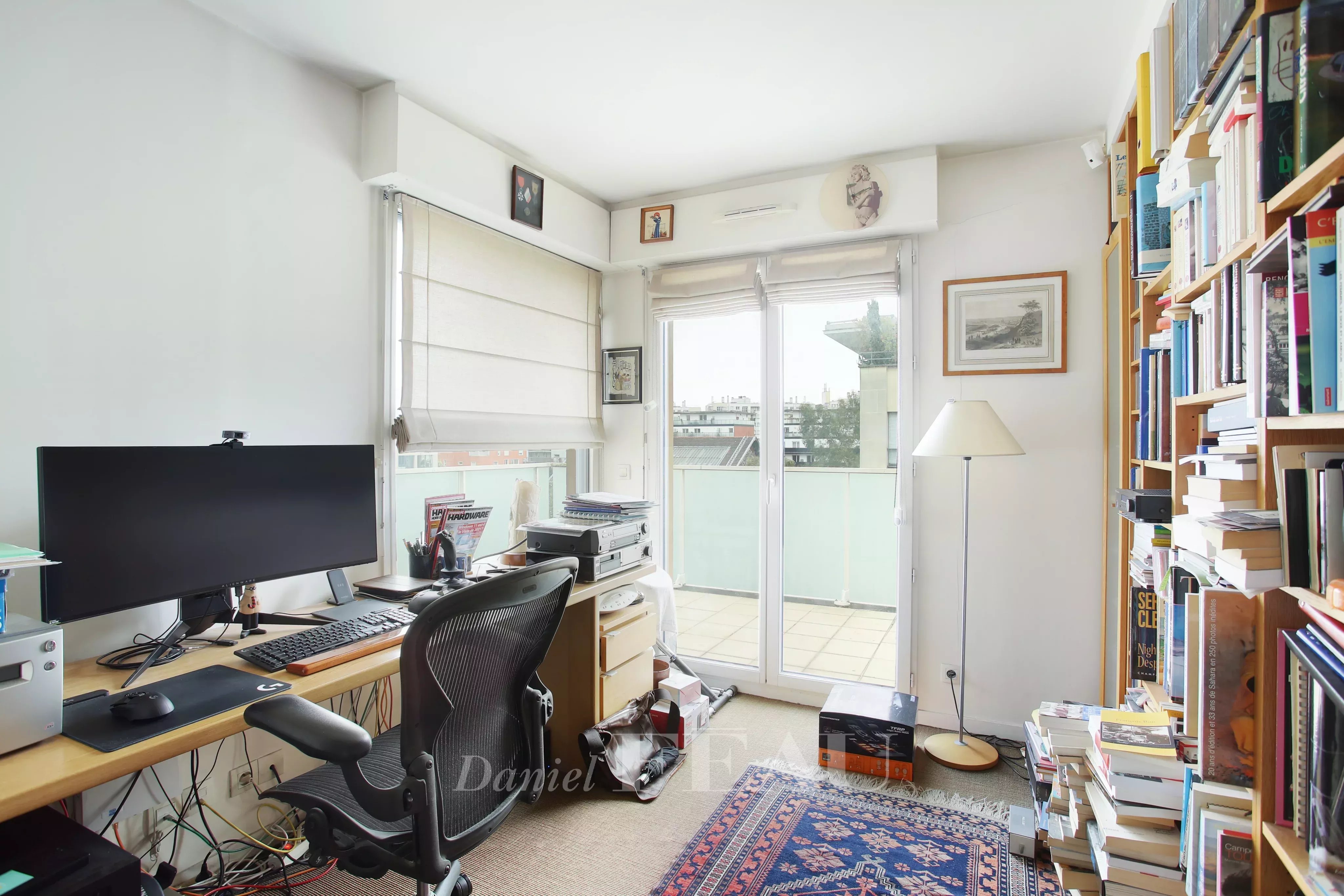 Sale Apartment Paris 17th