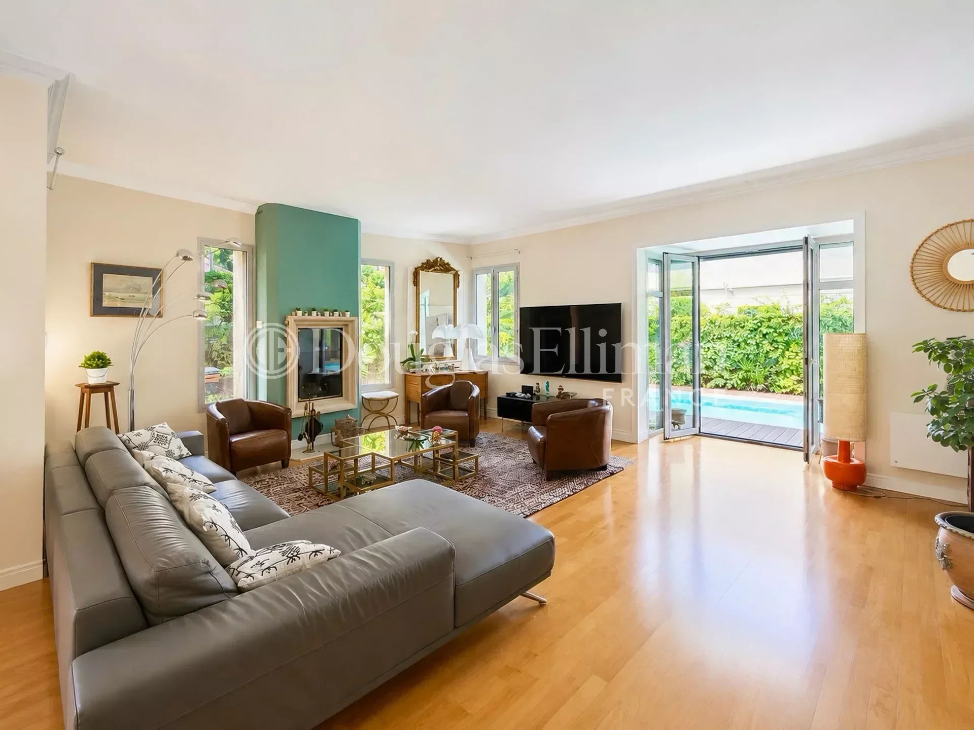 Bordeaux Caudéran – Family house with pool and garage near Parc Bordelais - Picture n°3