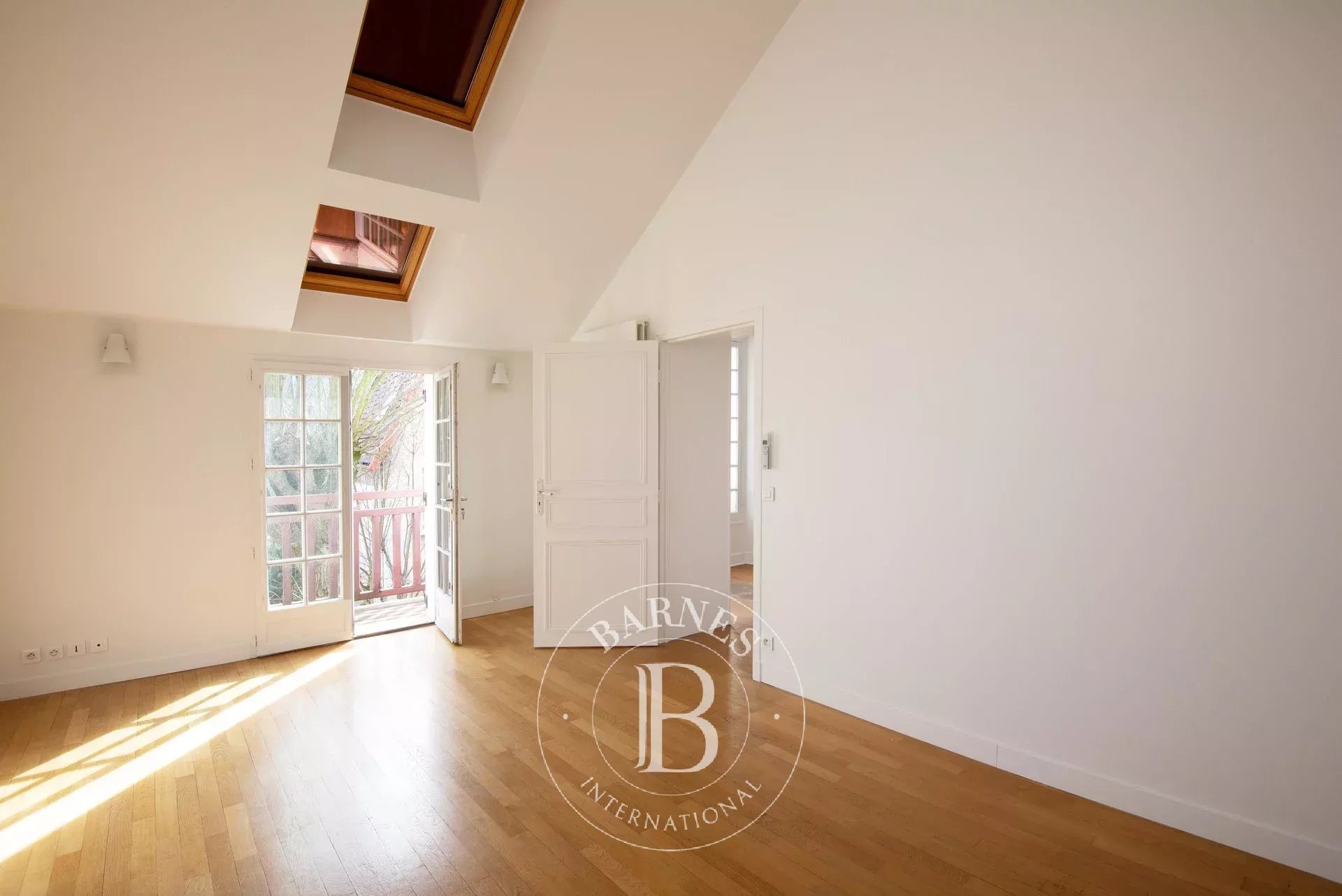 Ev Meudon - picture 14