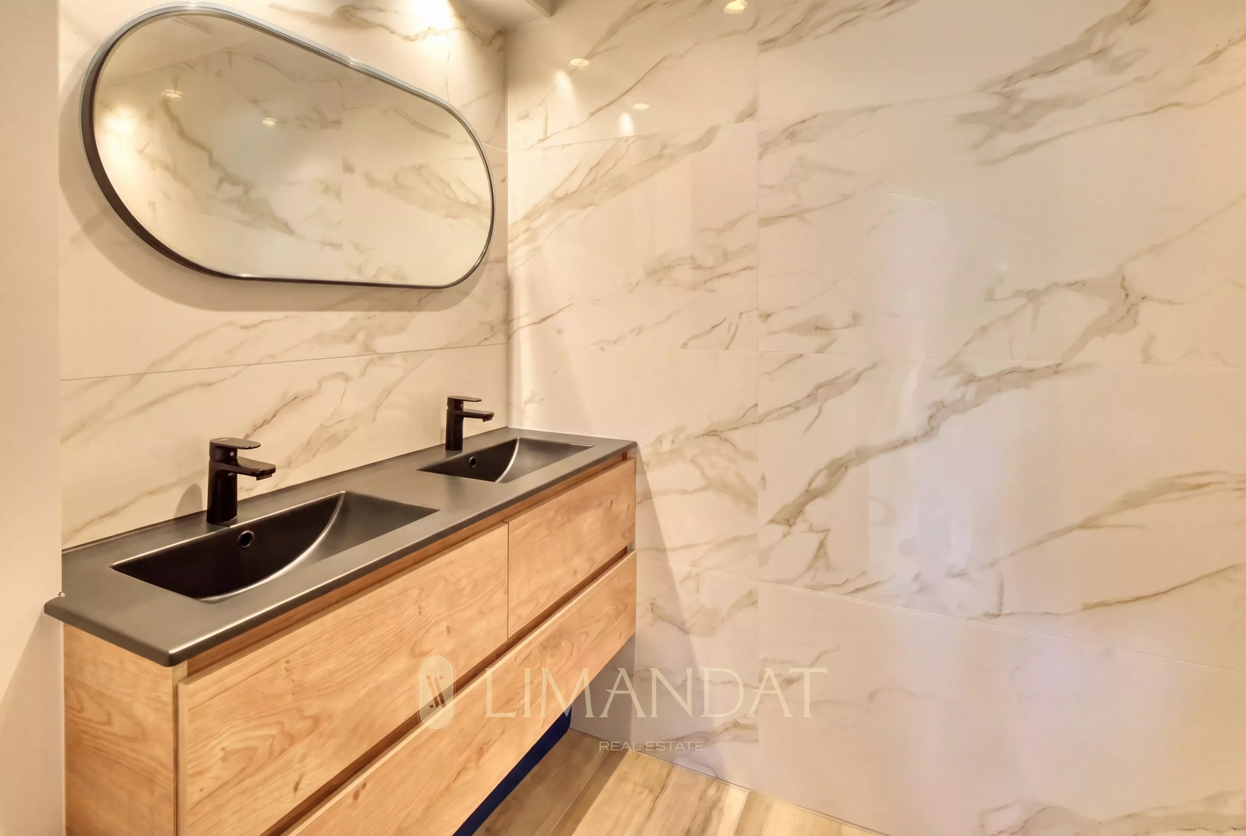 CANNES OXFORD - CHARMING VILLA + LAND CONSTRUCTIBLE