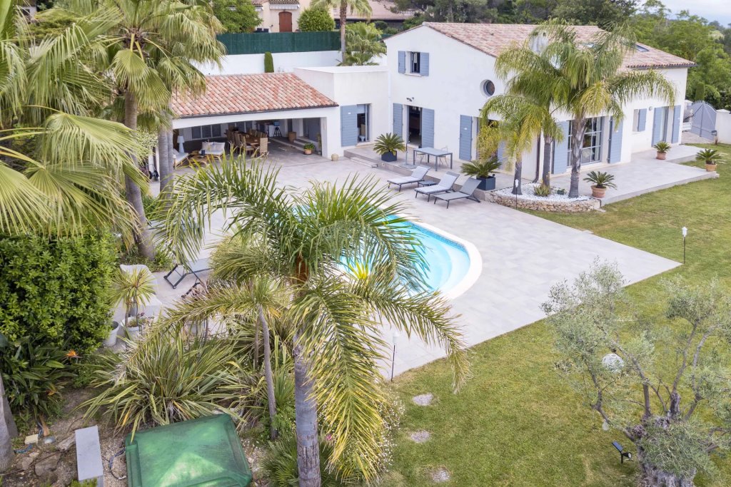 Villa for sale in Valbonne — 3-Bedroom Villa in Valbonne