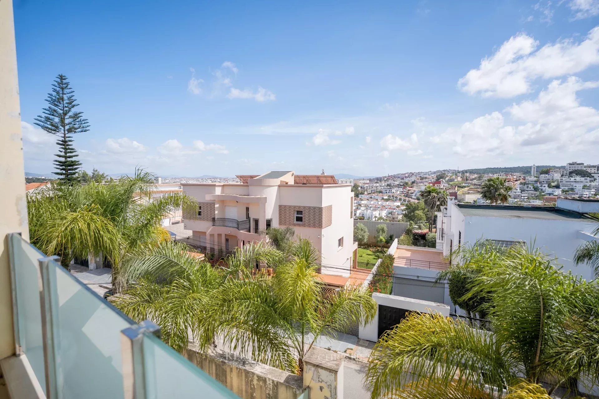 6 Bedroom Villa/Townhouse's Image 18