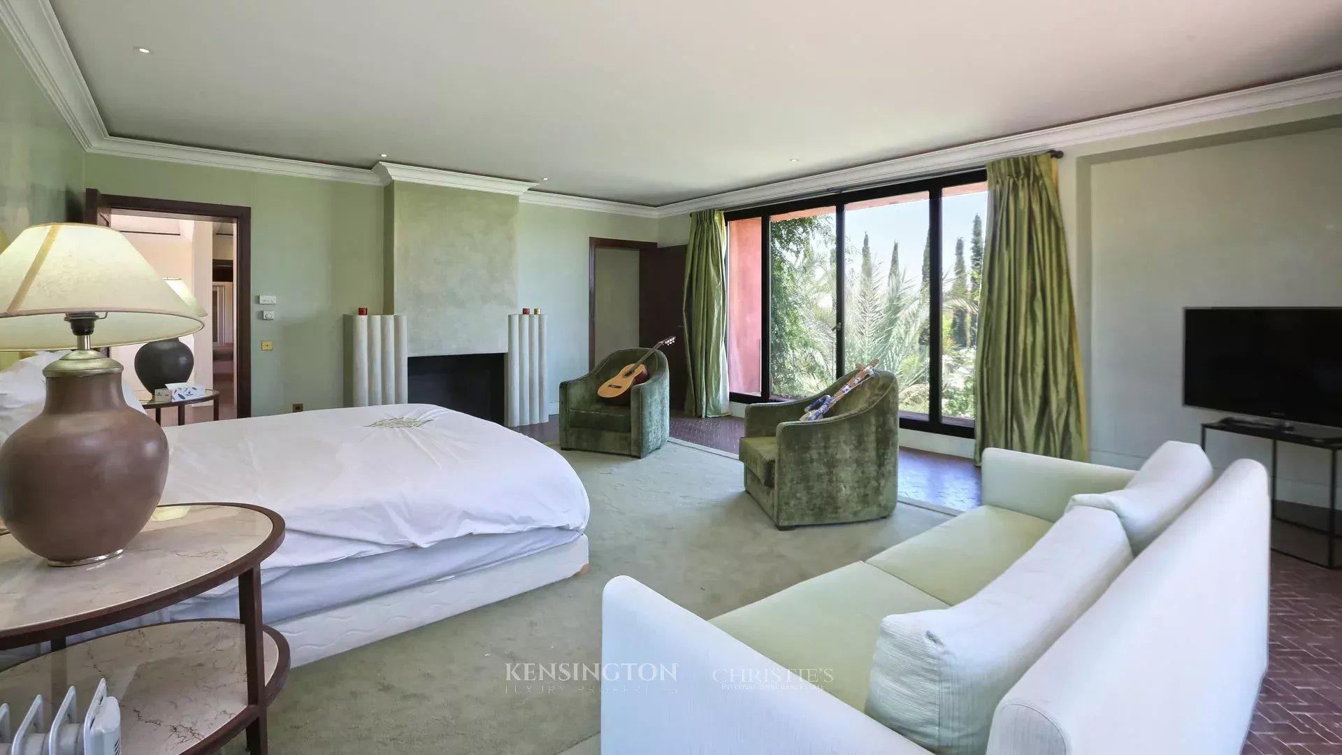 9 Bedroom Villa/Townhouse's Image 33