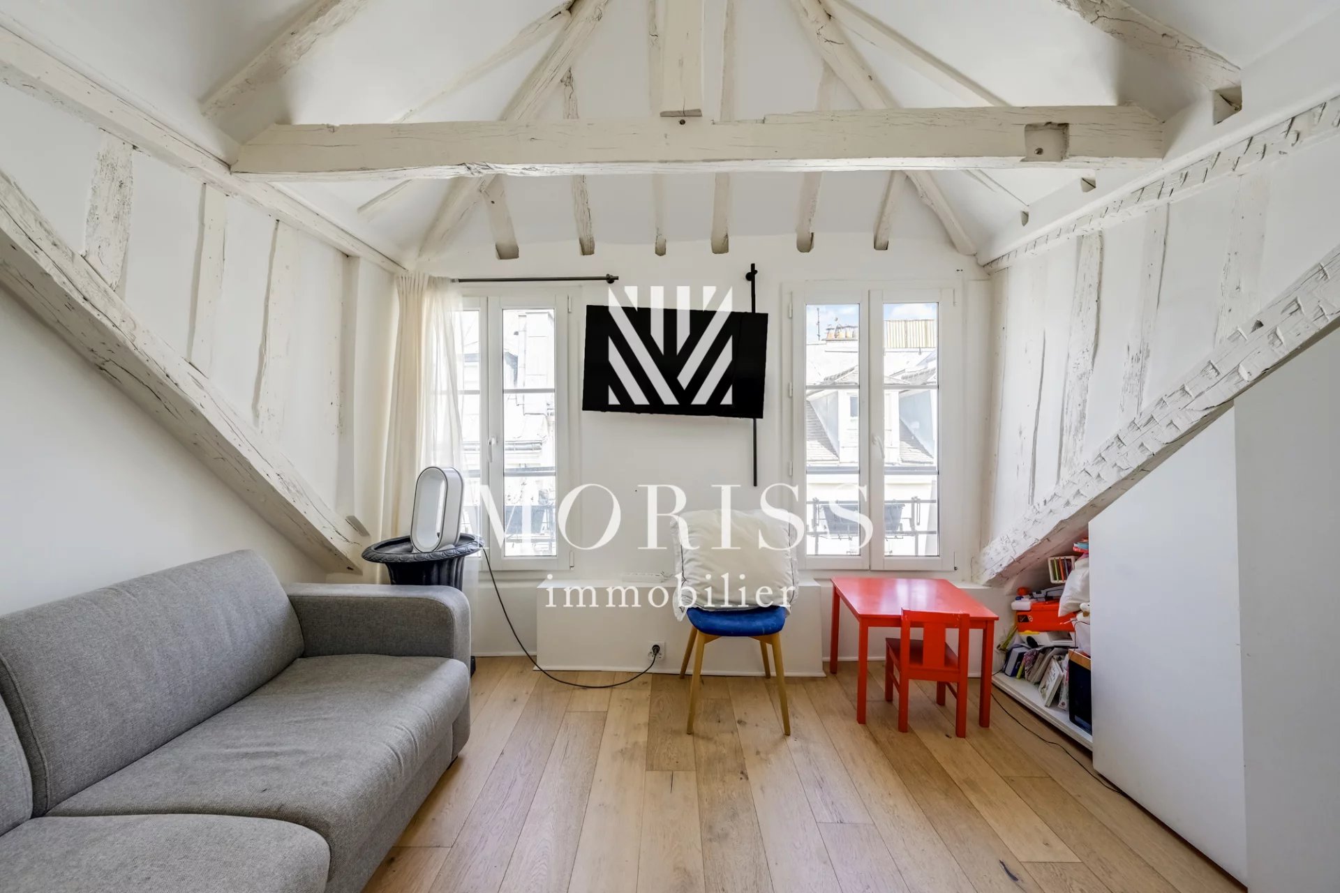 PARIS 75006 STUDIO DE 19m² - Image Array