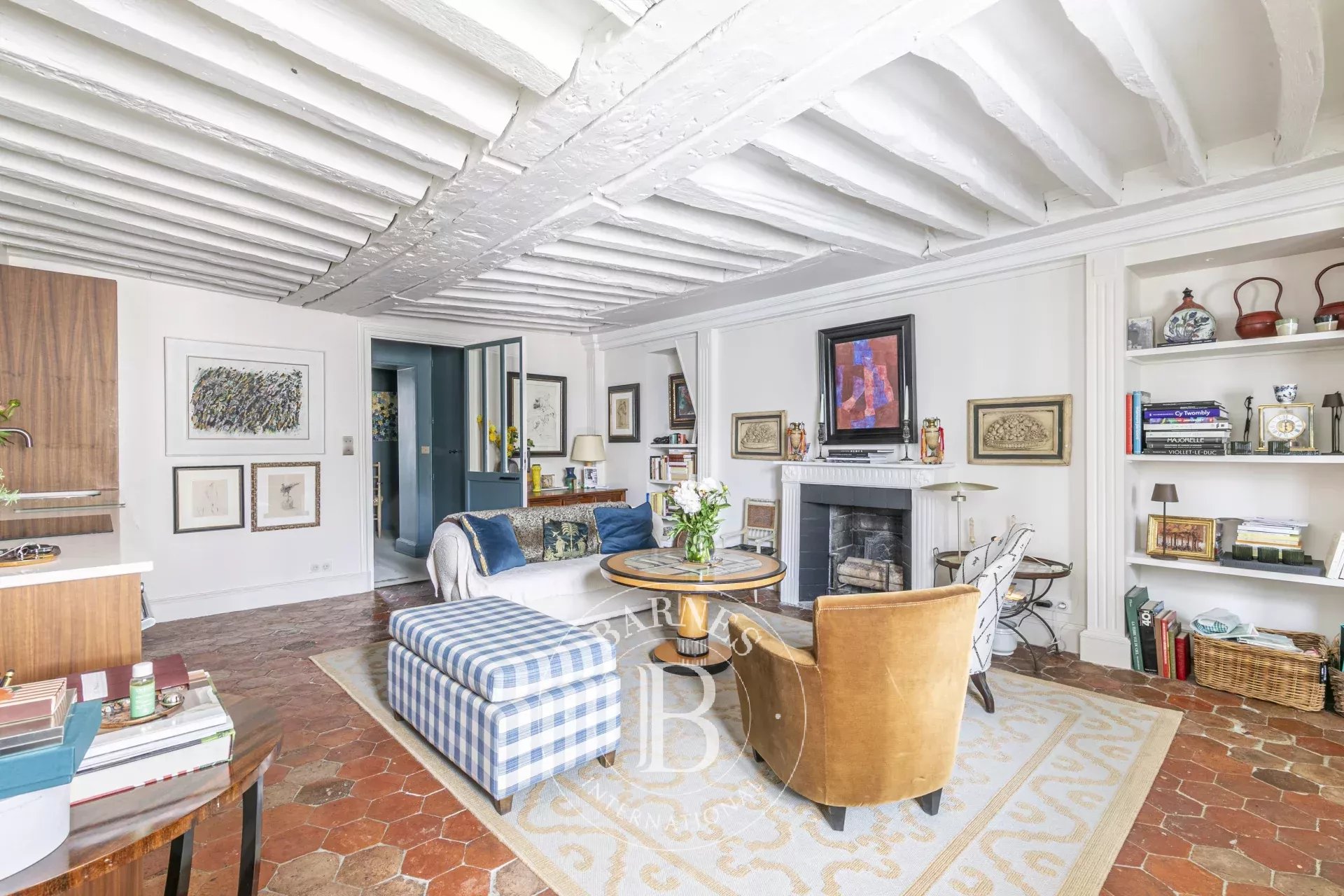 Off Market - Exclusive listing - Paris 6 - Monnaie - Charming apartment - Upper floor - Two bedrooms