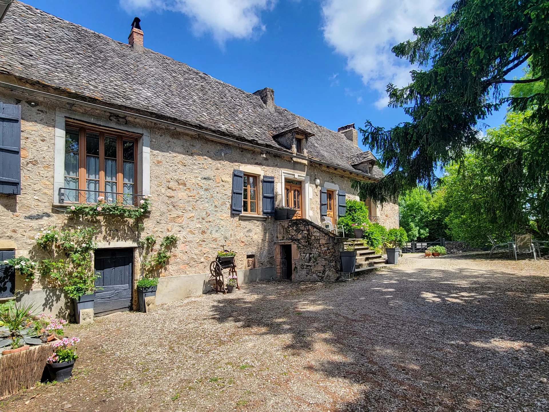 A Timeless Country Retreat with an Existing Business in the Heart of Aveyron