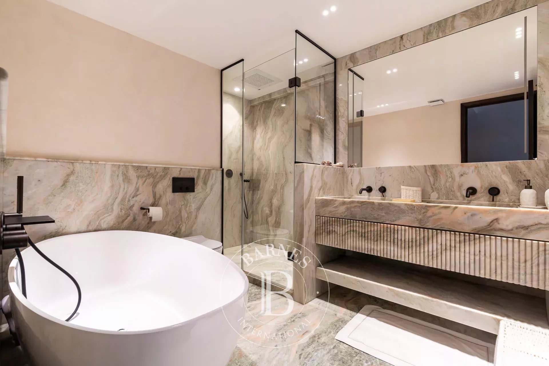Paris  - Apartment 2 Bedrooms - picture 18