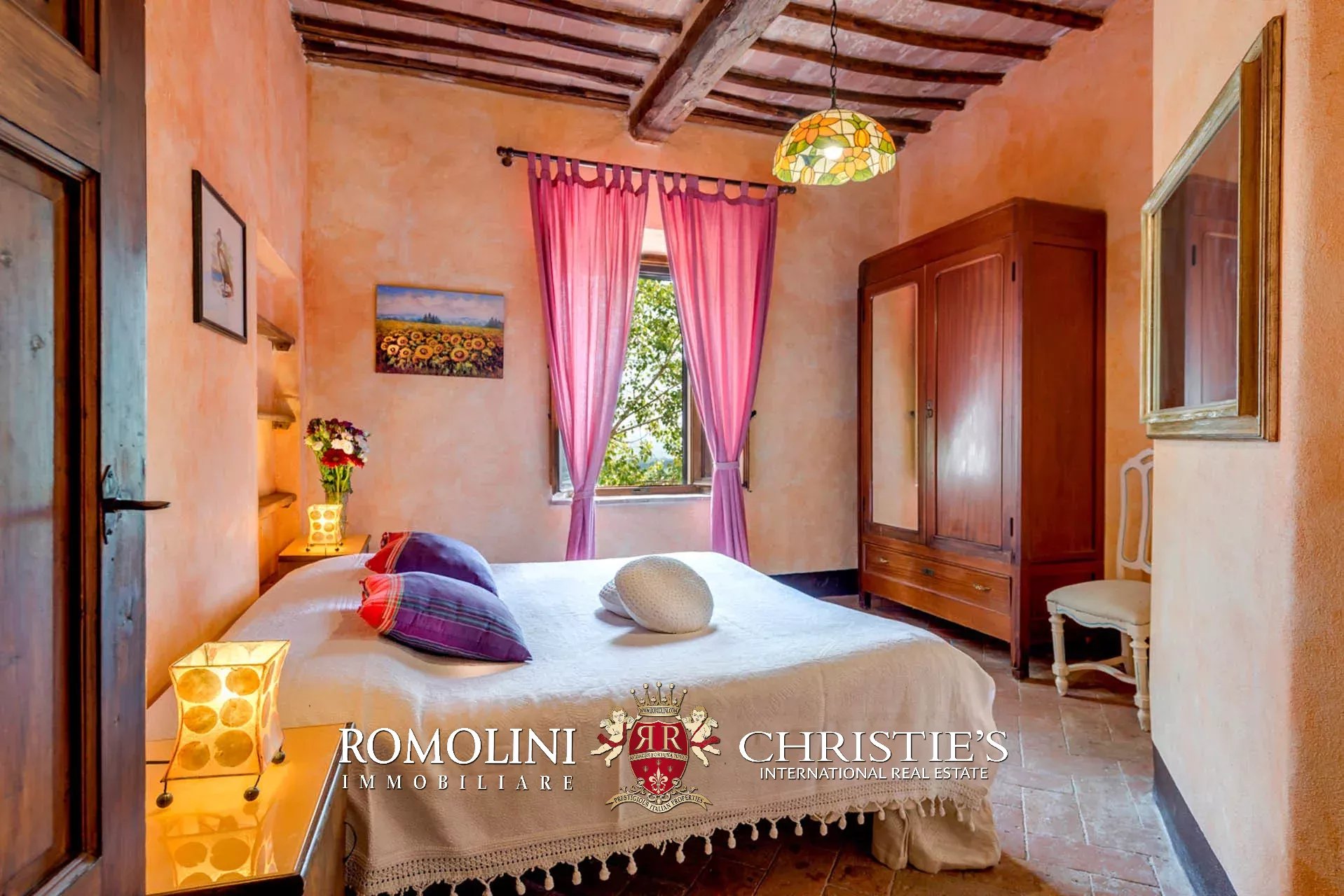 18 Bedroom Villa/Townhouse's Image 42