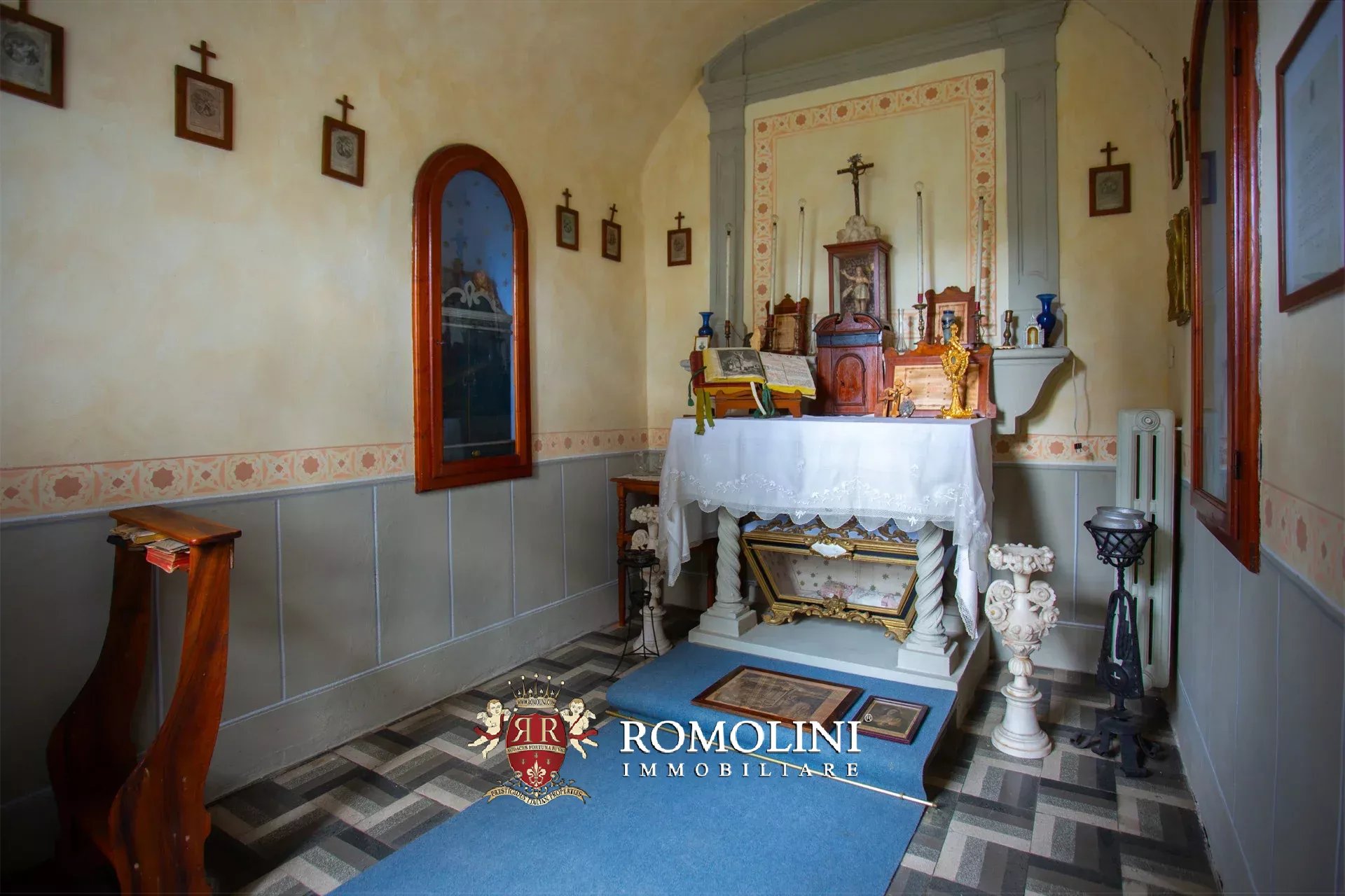 7 Bedroom Villa/Townhouse's Image 30