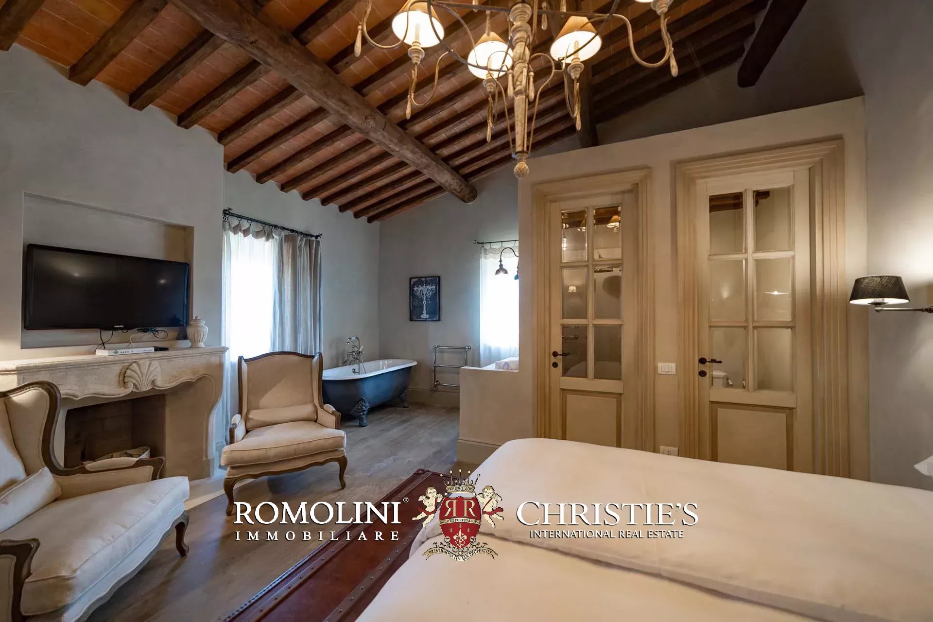 17 Bedroom Villa/Townhouse's Image 148
