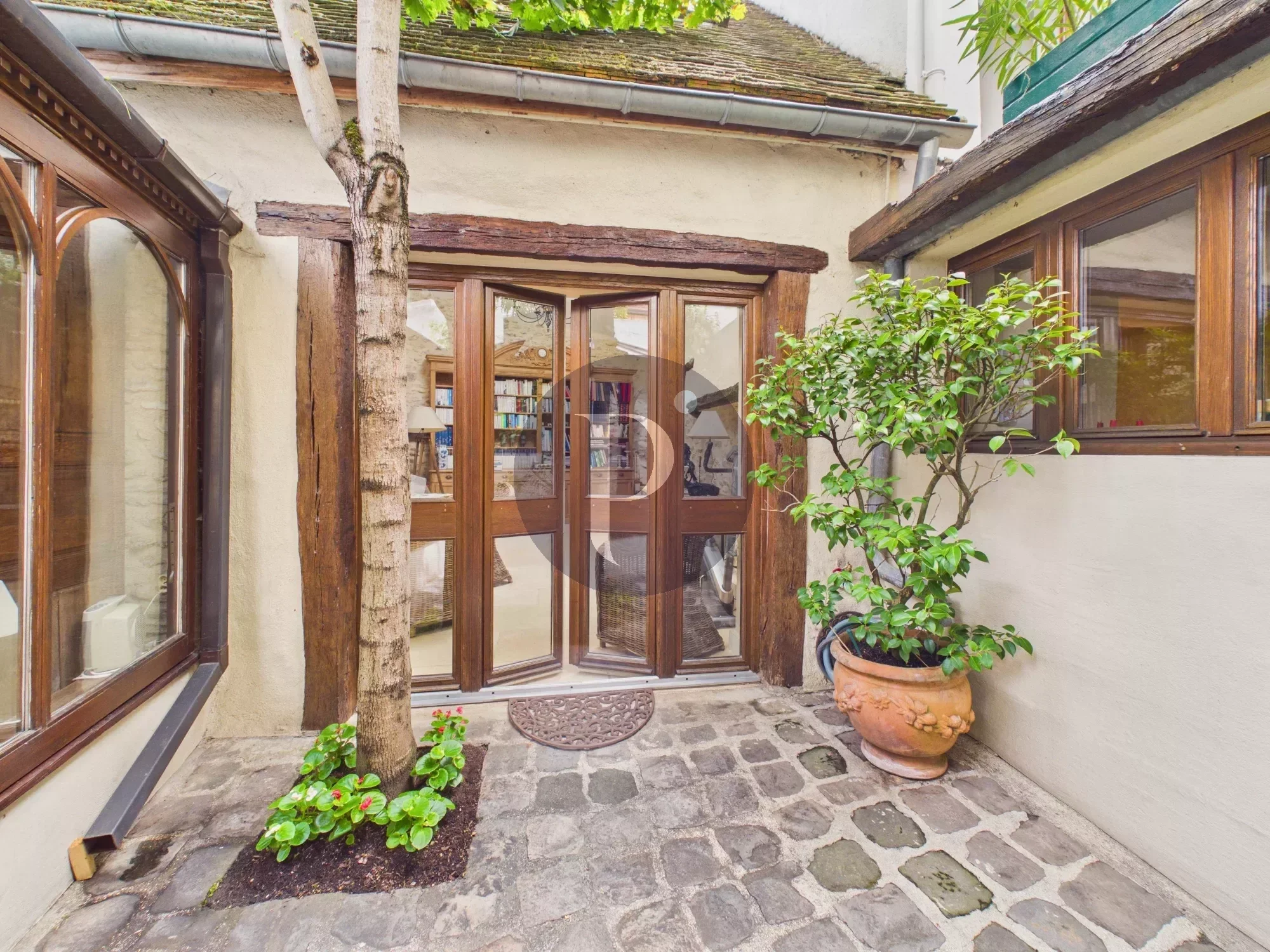 vente-maison-8-pieces-verrieres-le-buisson-85939478