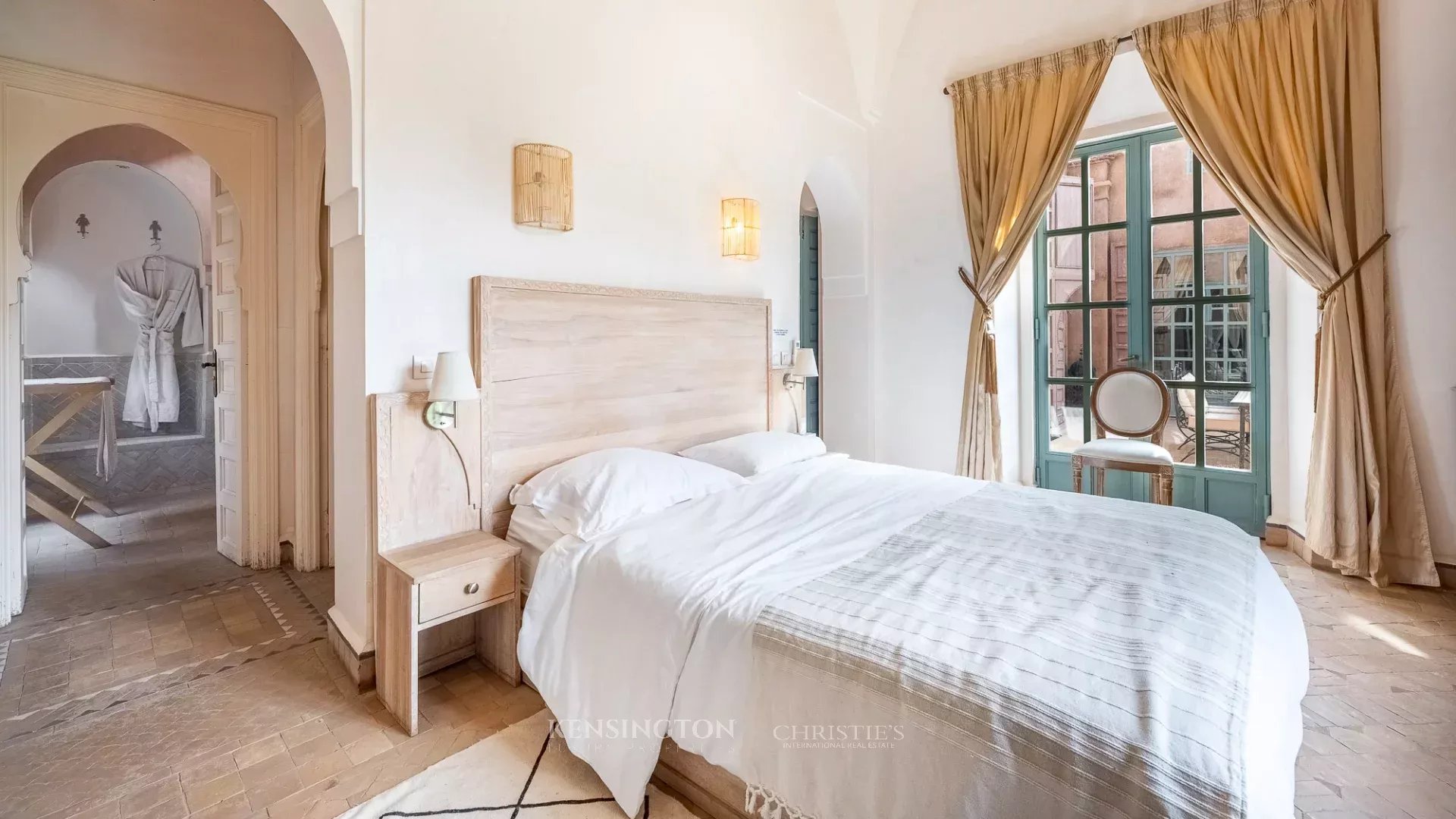 4 Bedroom Villa/Townhouse's Image 24