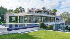 Saint-Jean-Cap-Ferrat - Villa combines luxury and comfort — photo 1 of 7