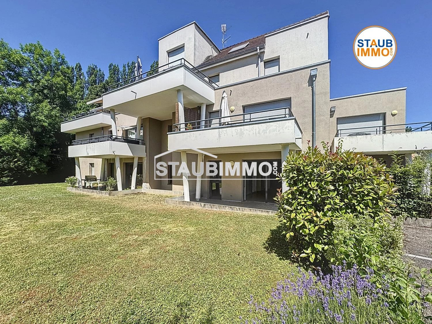 Hégenheim, Bel appartement 3 pièces en rez de jardin