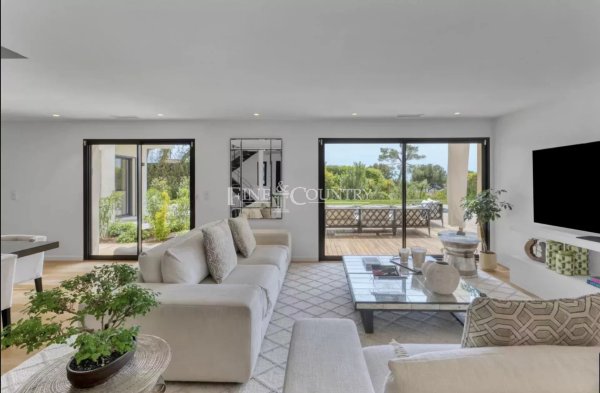 Hedendaagse Luxe Villa in Le Cannet met Uitzicht op Zee — photo 7
