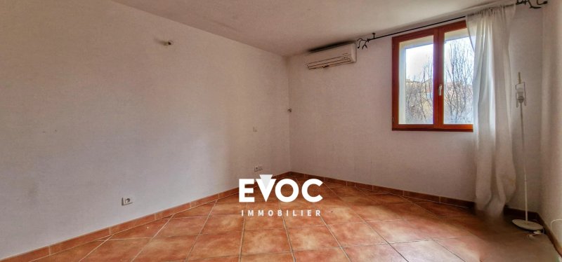 Photo 20 — Maison de caractère à vendre — Saint-Vincent-de-Barbeyrargues — T4 141 m² — Corps de ferme réhabilité — DPE C