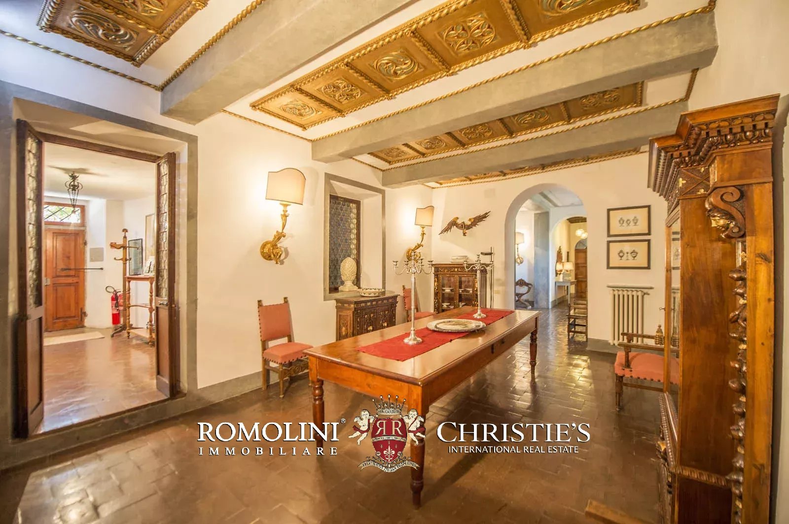 LUXURY HISTORICAL VILLA FOR SALE IN RADDA IN CHIANTI, TUSCANY
