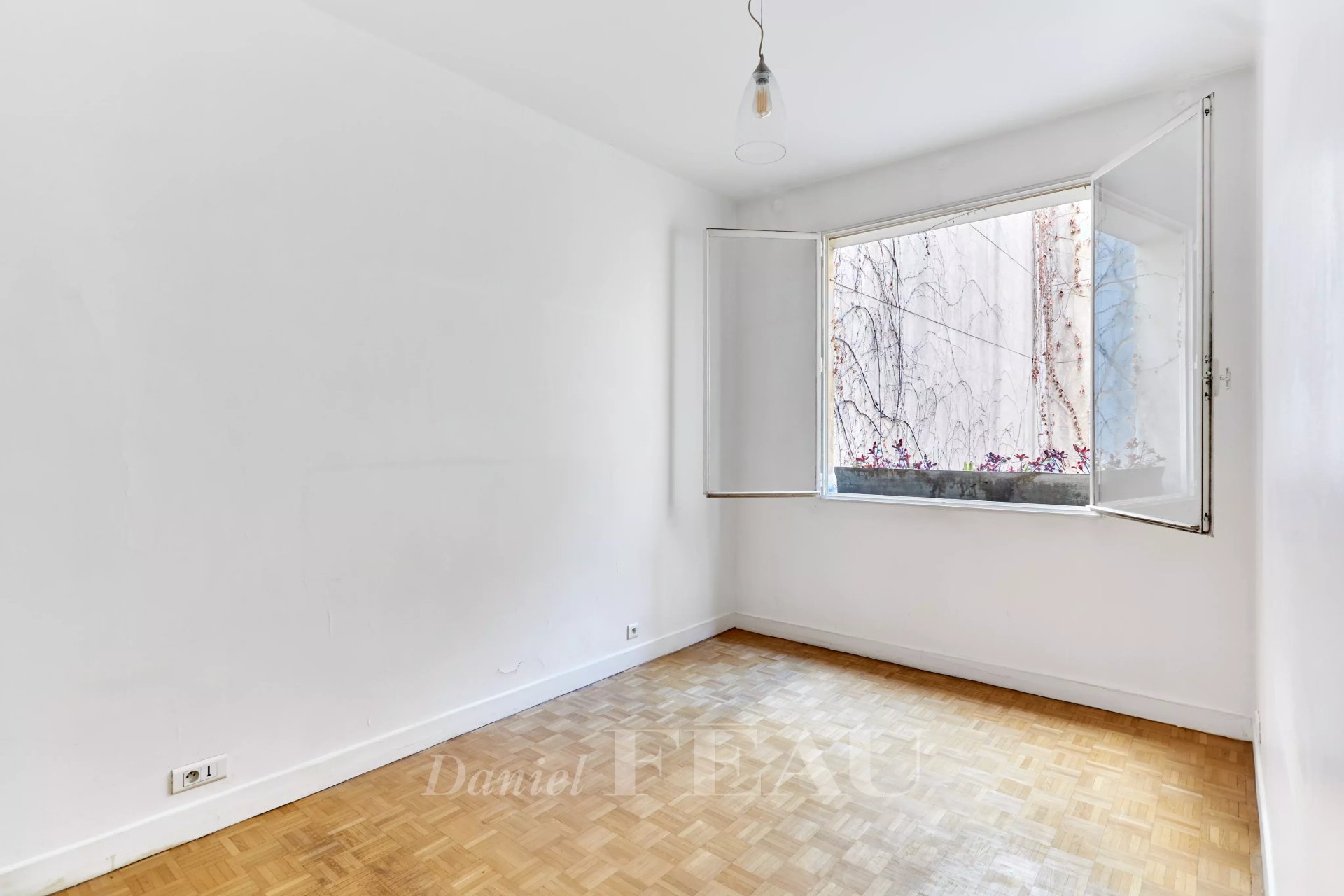 2 Bedroom Apartment/Flat's Image 7