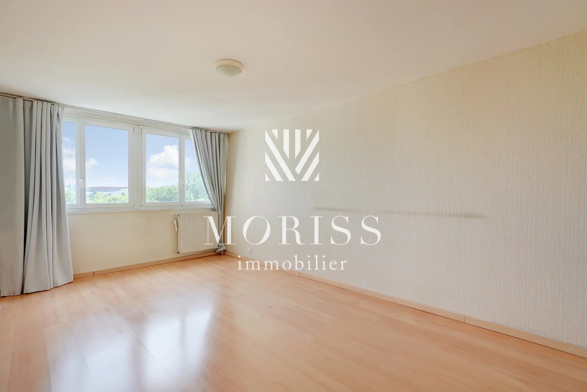 Appartement avec cave et parking - 69m2 - 3 pièces - 75013 Paris - Image Array