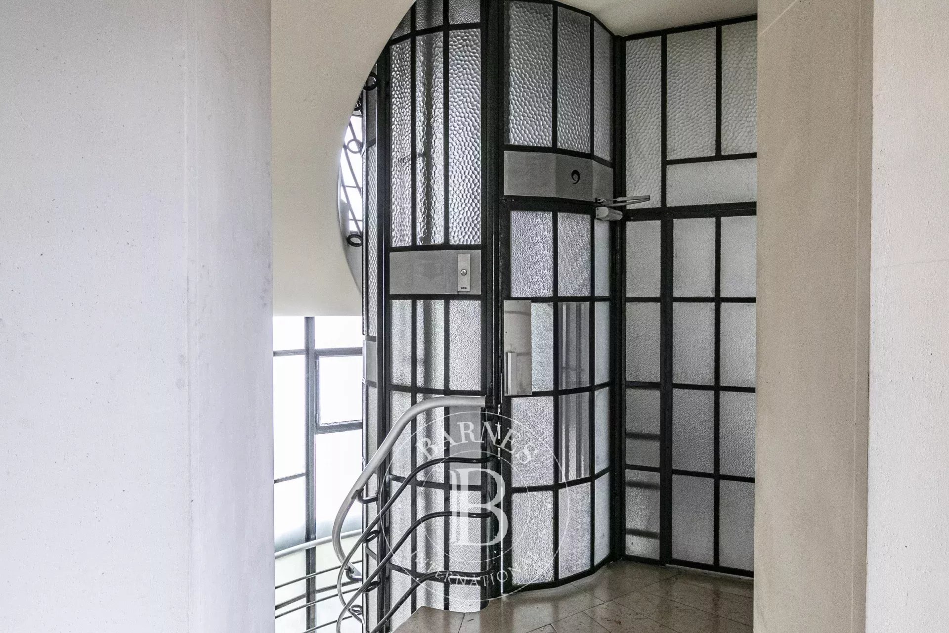 Daire Paris 7ème - picture 8