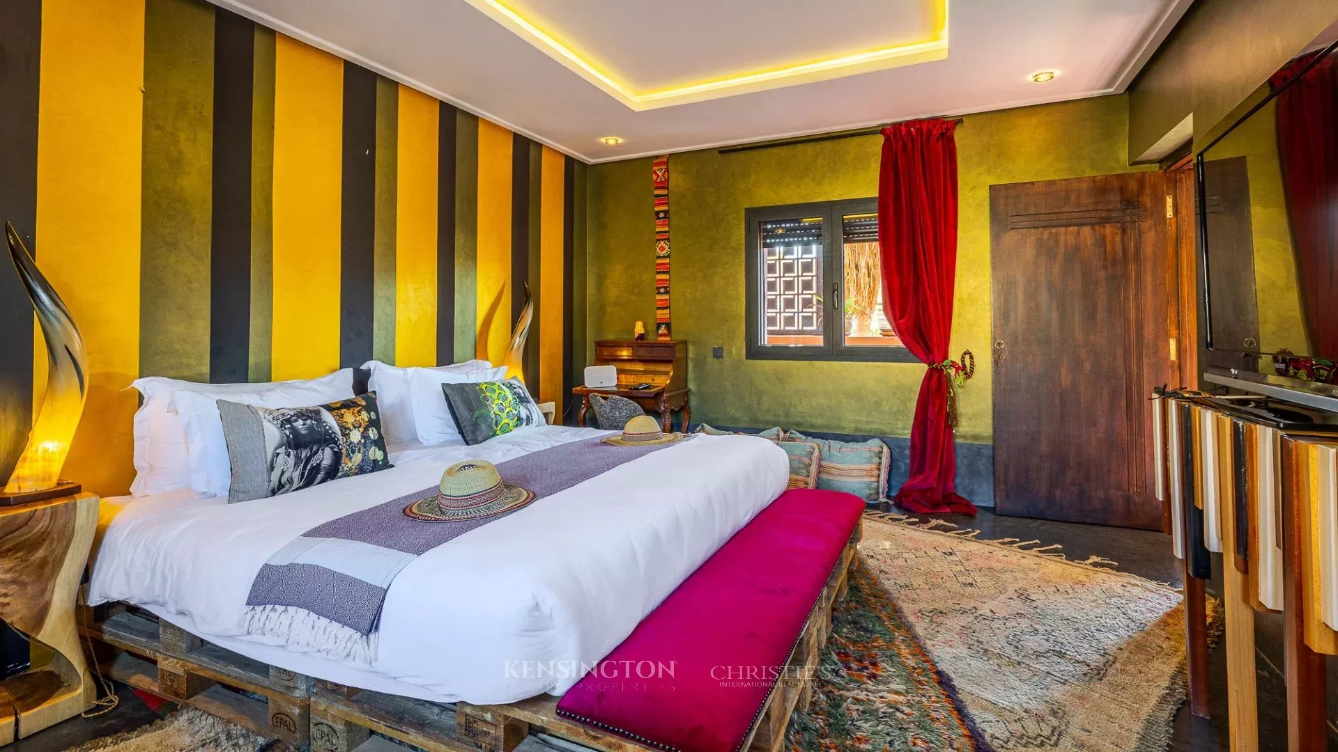 6 Bedroom Villa/Townhouse's Image 20