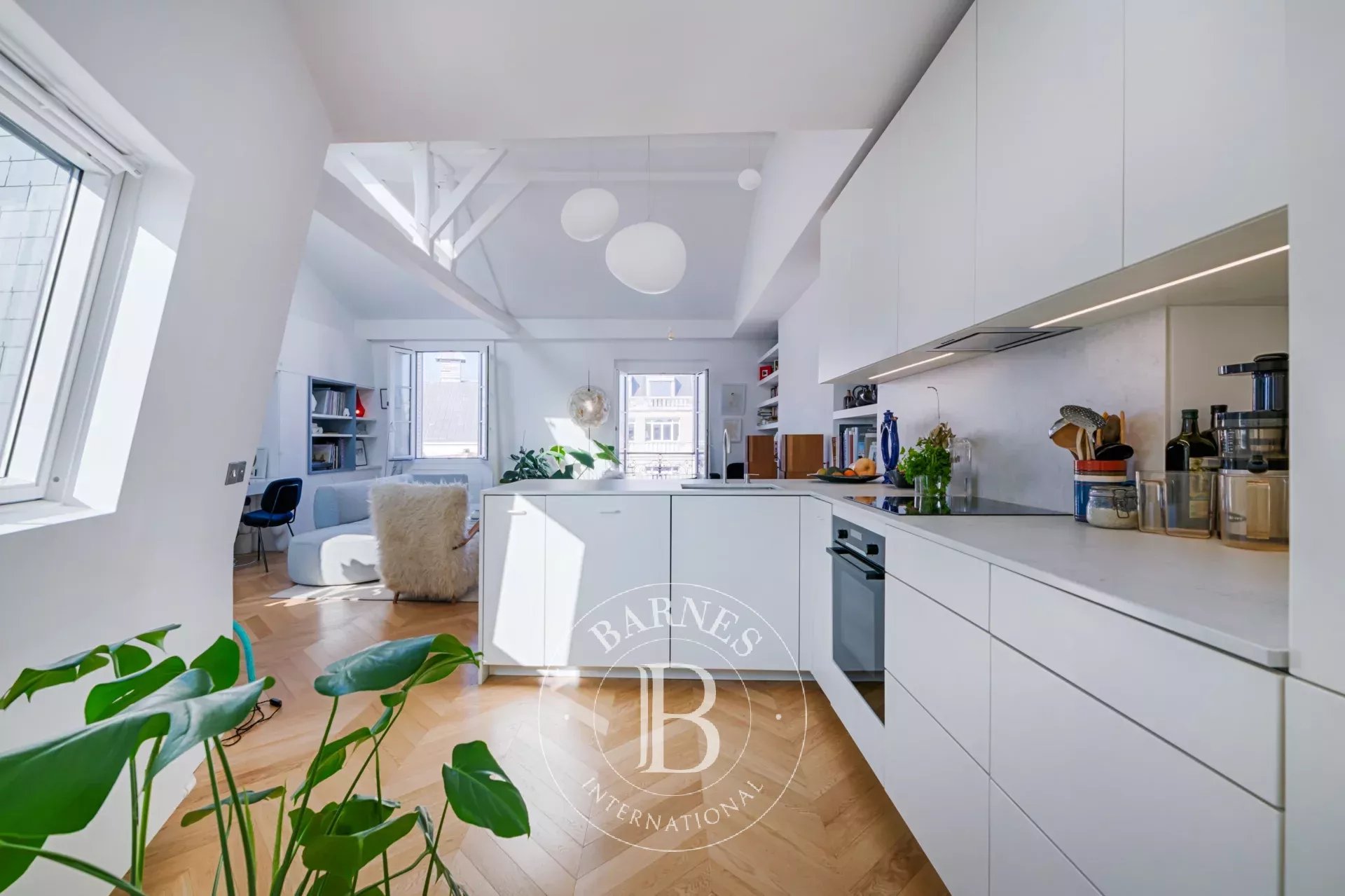 Daire Paris 3ème - picture 10