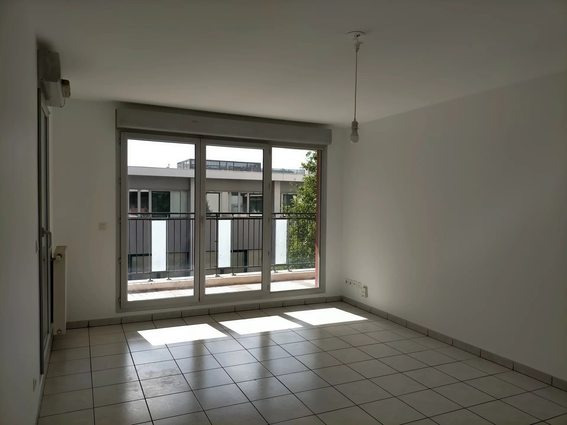 85855572 Location Villeurbanne
