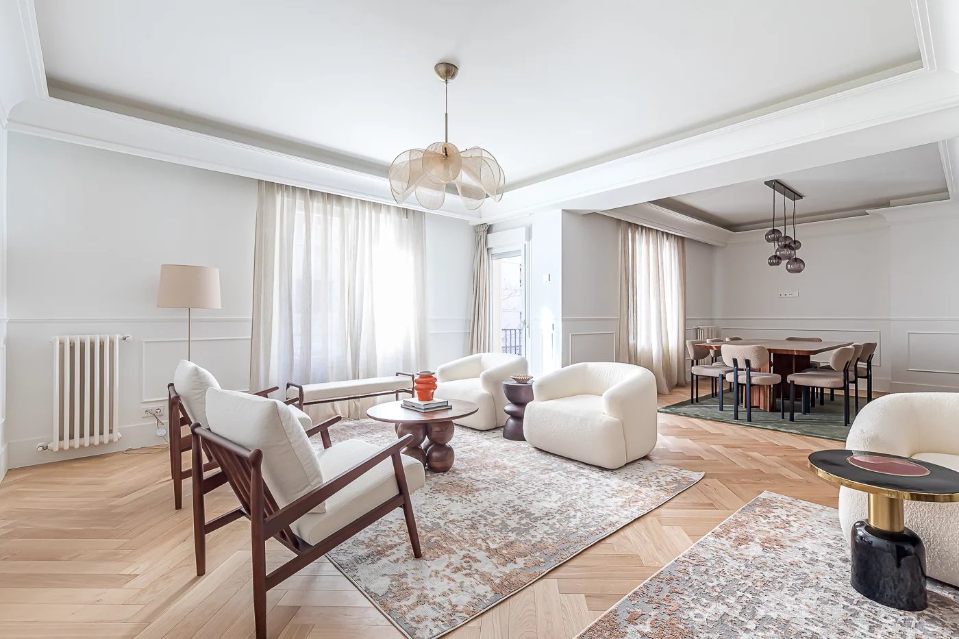 Exclusive author property in a classic building in the Salamanca neighborhood