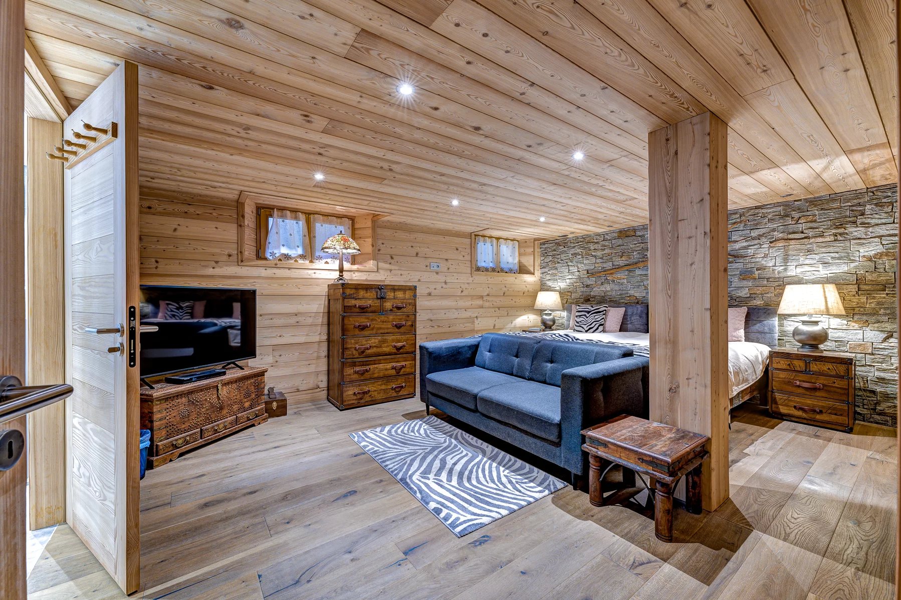 Photo of ARGENTIERE - Recently built, modern 4-bed demi-chalet