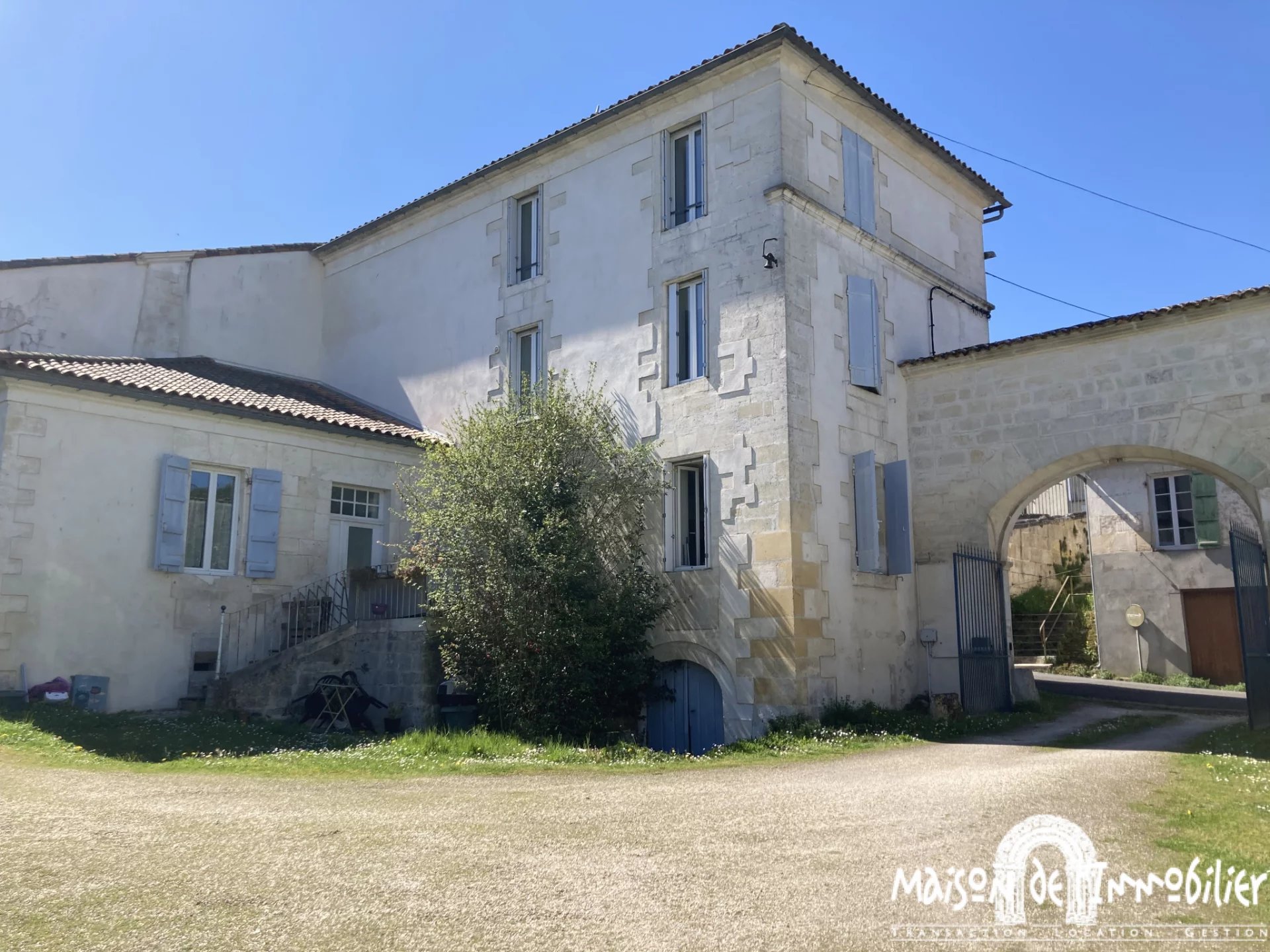 Location Appartement Archiac