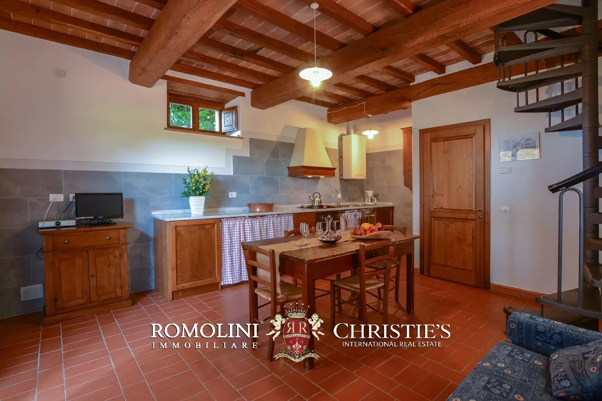 8 Bedroom Villa/Townhouse's Image 65