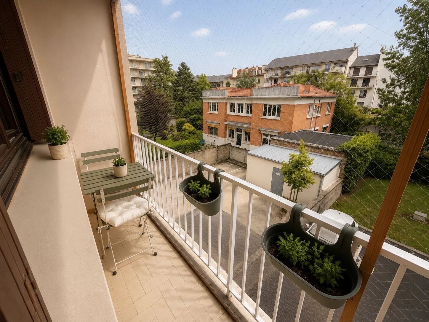 SAINT-MAUR MAIRIE – Charmant studio lumineux avec balcon - Photo 5