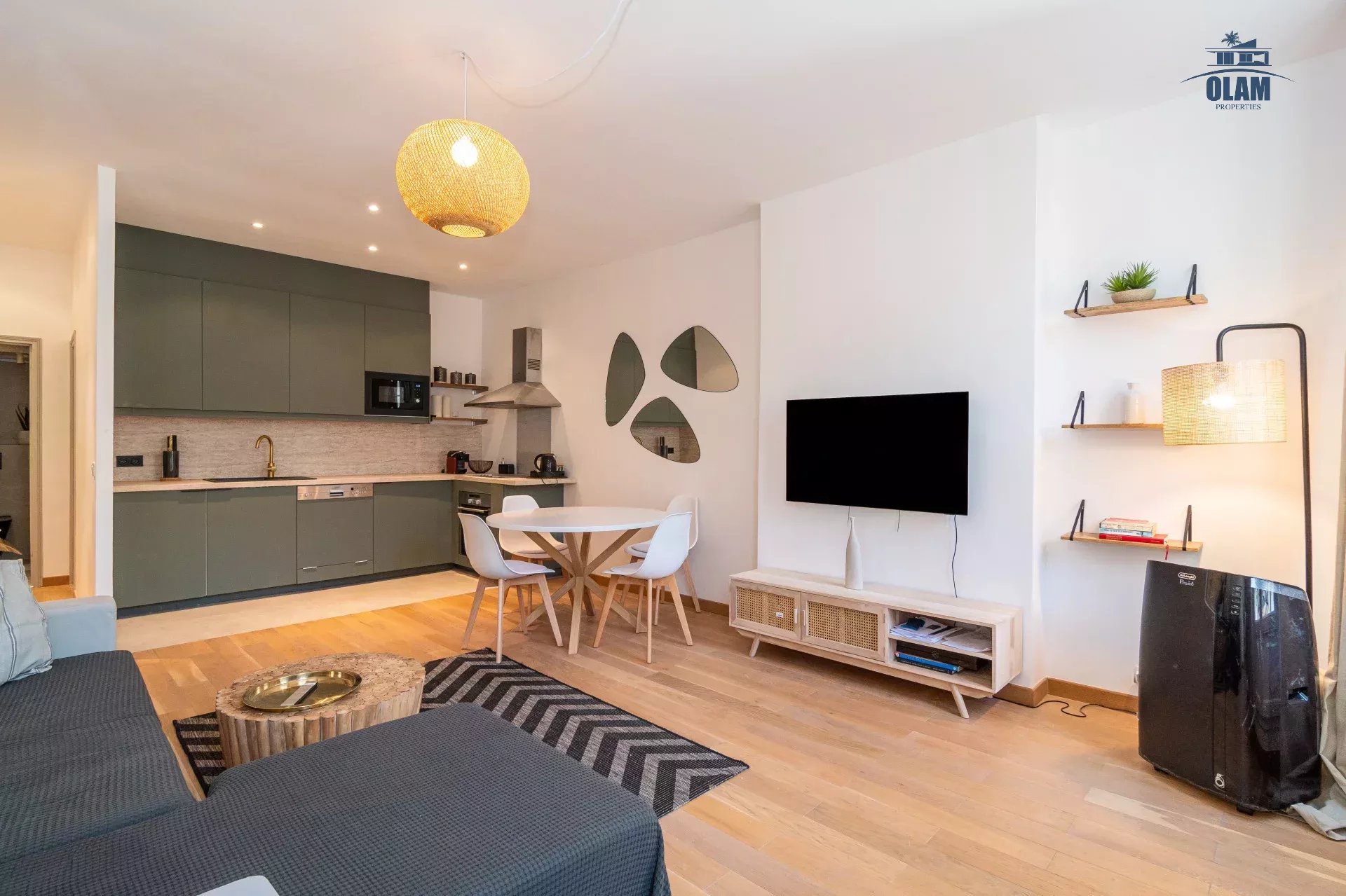 Agence immobilière de 